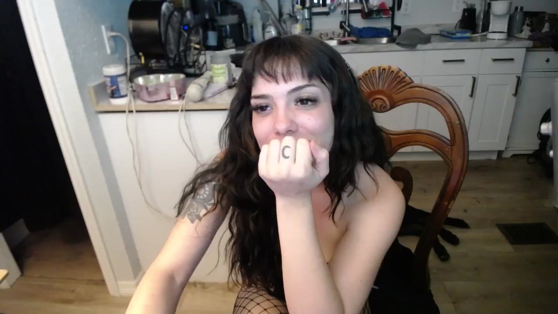 Gallery image thumbnail from BabyxKat's myfreecams stream on, 05/27/2025, 24:41 image 13 of 20
