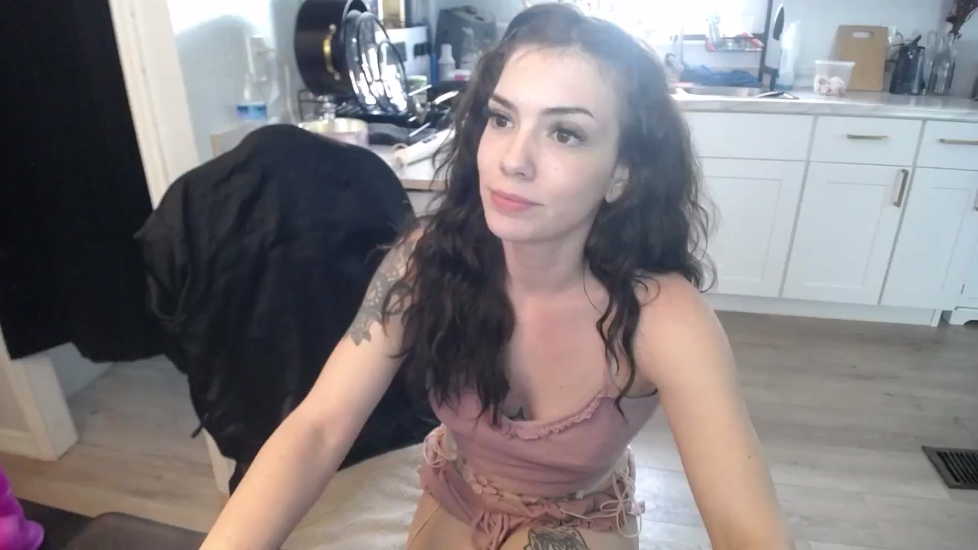 Gallery image thumbnail from BabyxKat's myfreecams stream on, 05/31/2025, 20:31 image 16 of 20