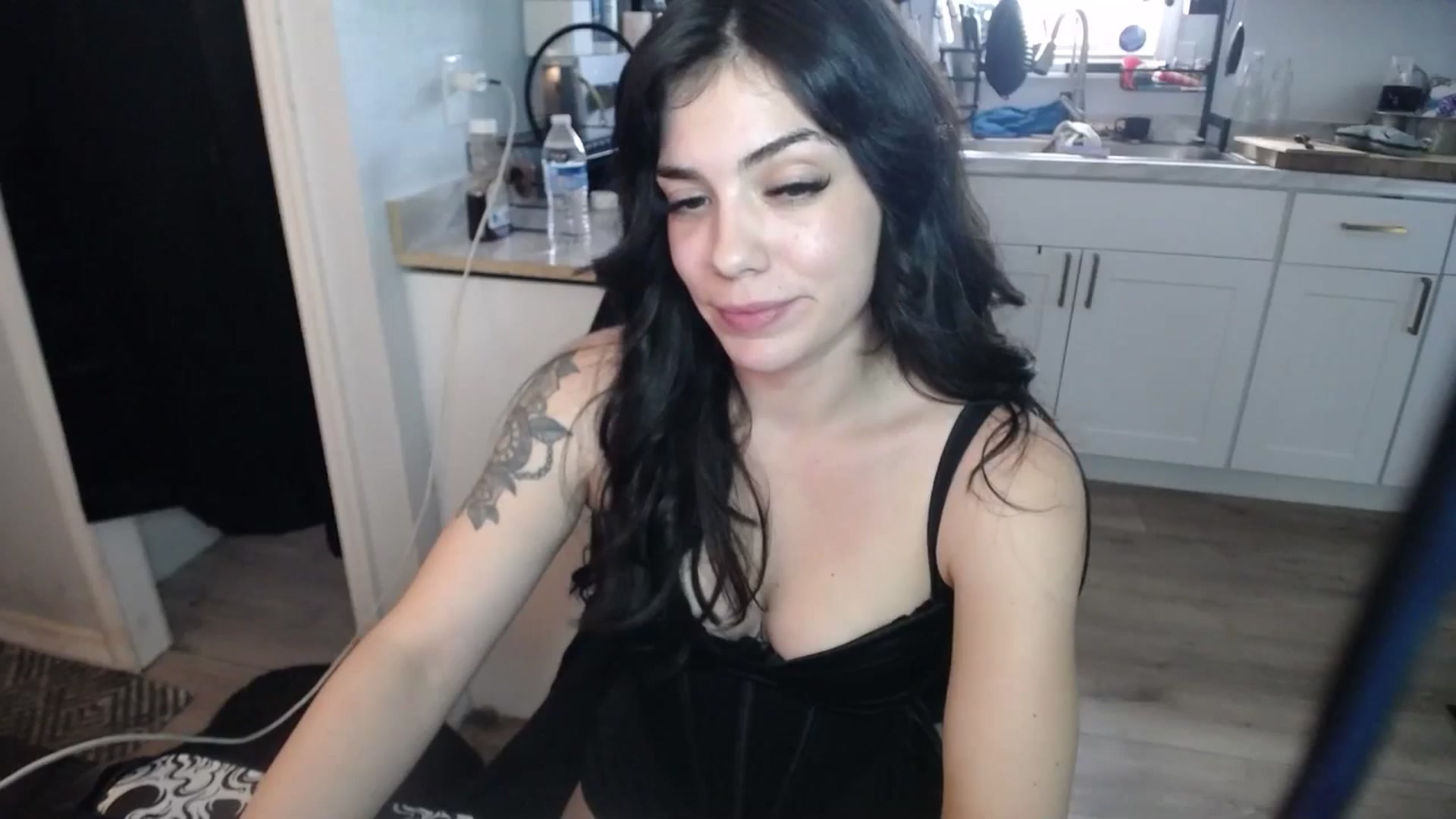 Gallery image thumbnail from BabyxKat's myfreecams stream on, 07/27/2025, 17:56 image 17 of 20