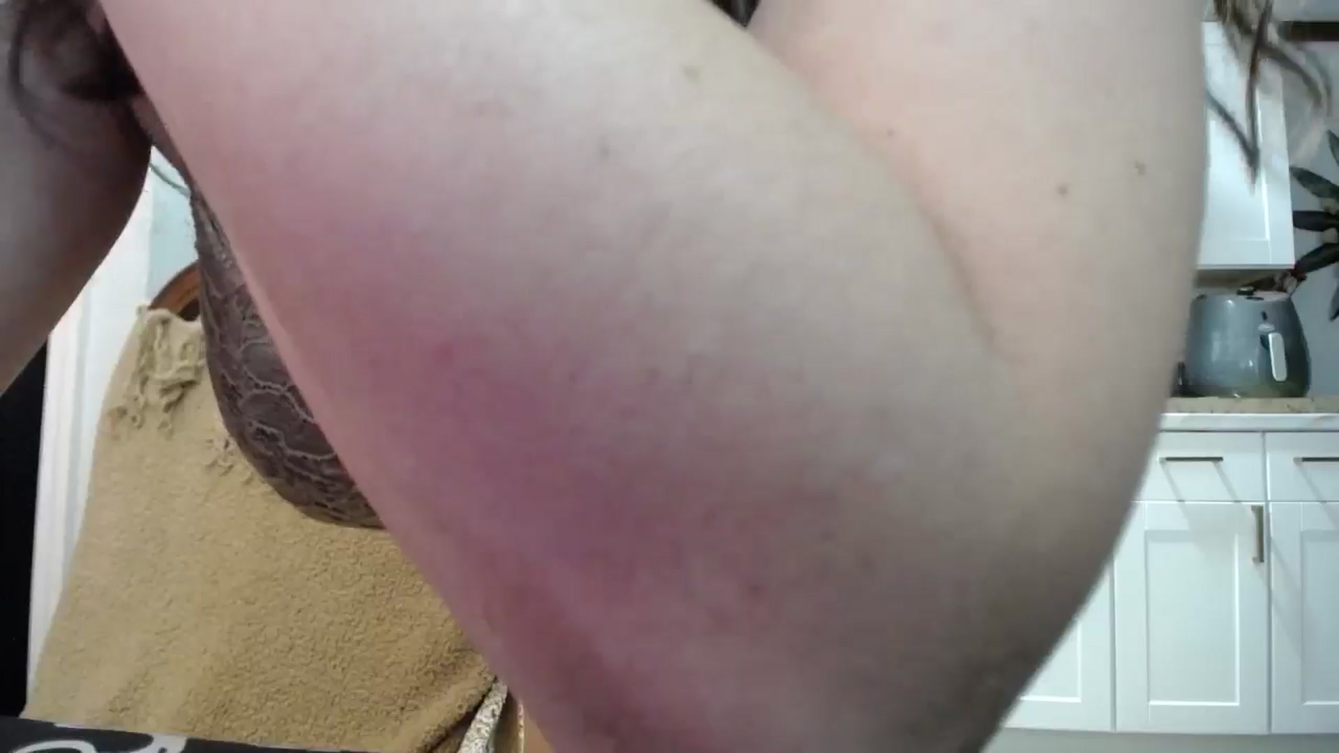 Gallery image thumbnail from BabyxKat's myfreecams stream on, 08/12/2025, 24:44 image 19 of 20