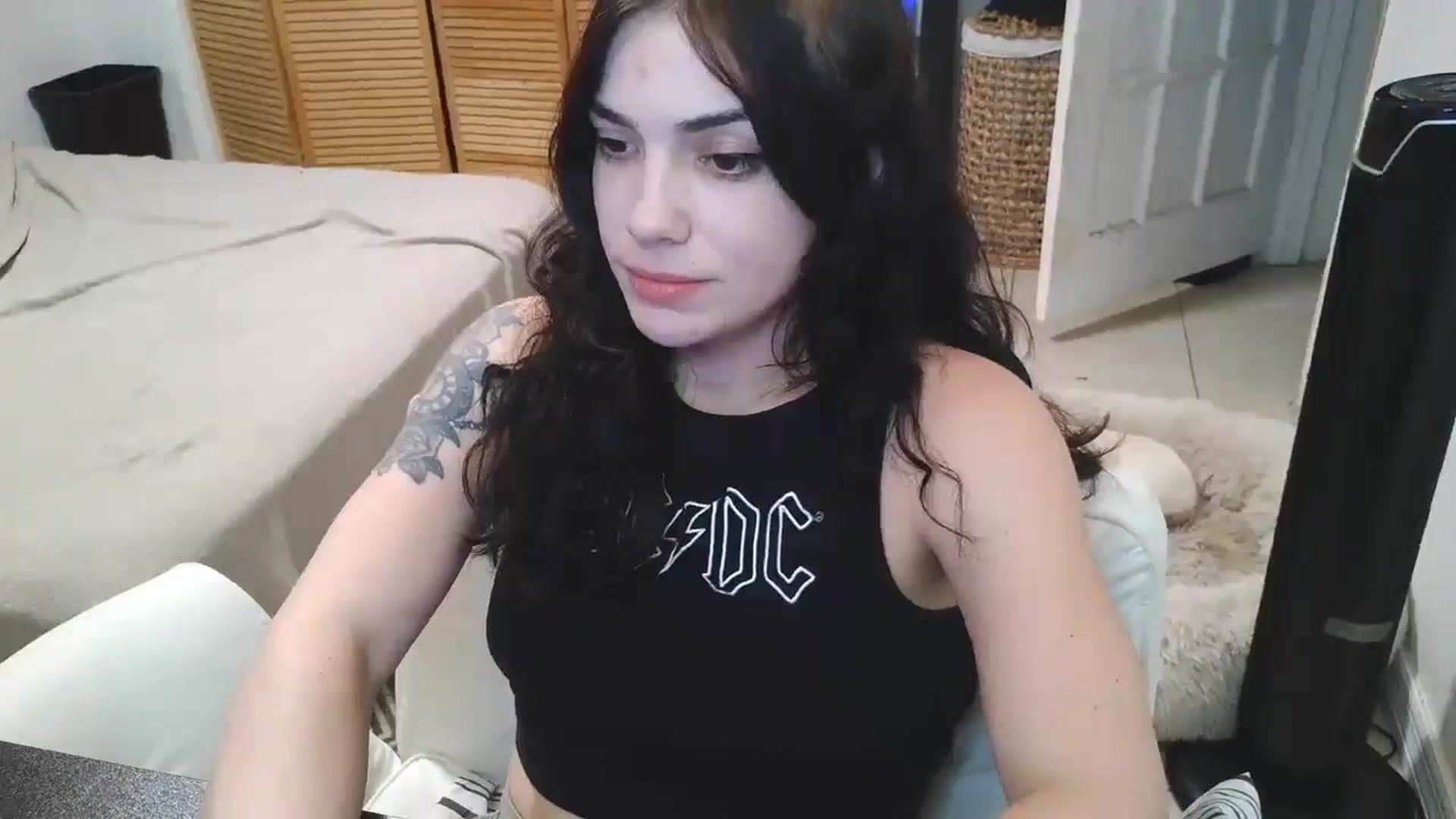 Gallery image thumbnail from BabyxKat's myfreecams stream on, 05/03/2026, 23:14 image 11 of 20