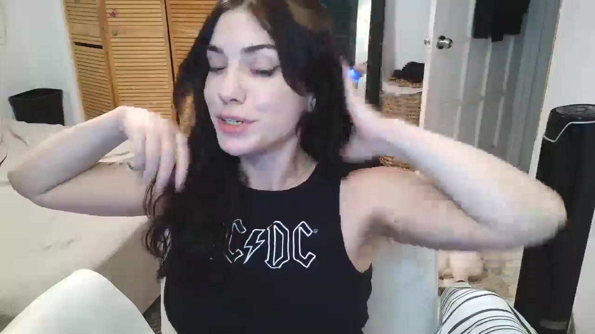 Gallery image thumbnail from BabyxKat's myfreecams stream on, 05/03/2026, 23:14 image 18 of 20
