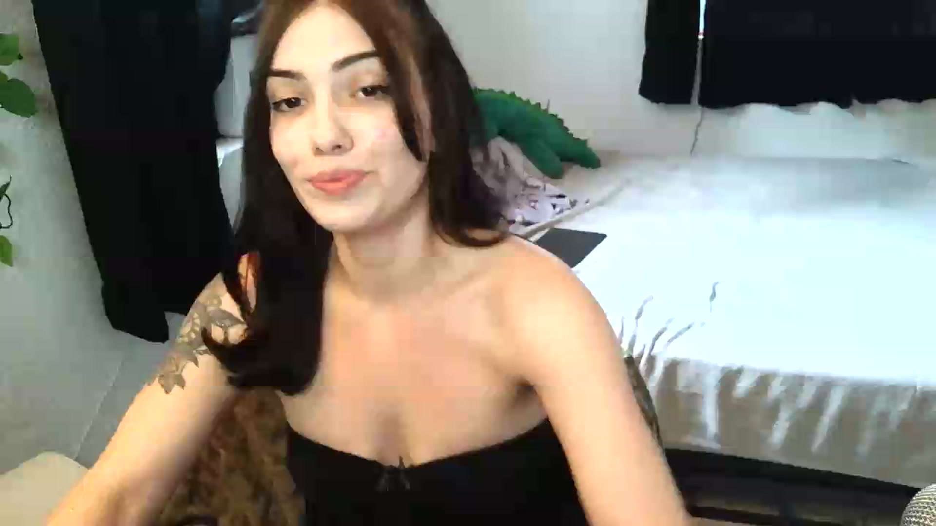Gallery image thumbnail from BabyxKat's myfreecams stream on, 08/06/2026, 21:02 image 1 of 20