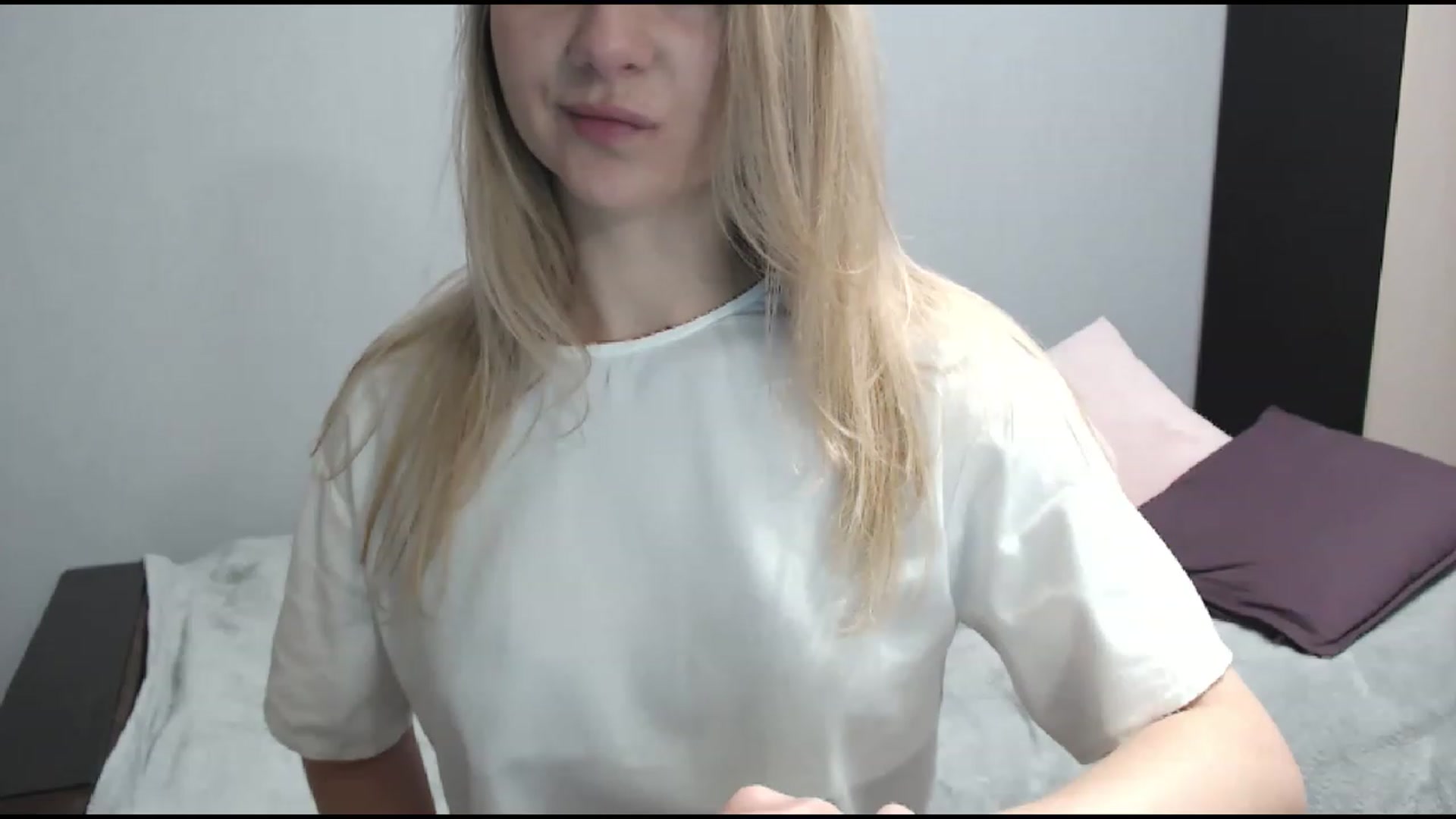 Gallery image thumbnail from BabyyNesquik's myfreecams stream on, 12/19/2022, 21:01 image 11 of 20