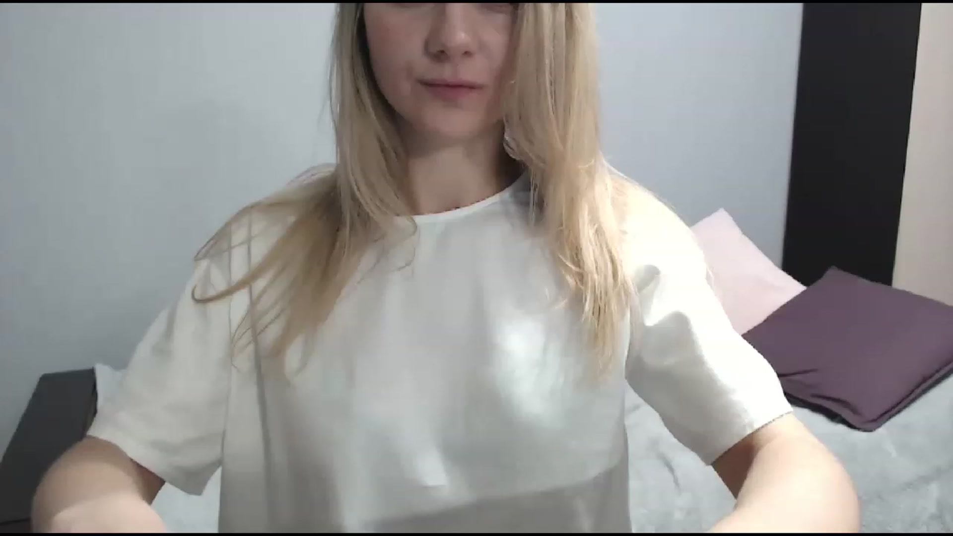 Gallery image thumbnail from BabyyNesquik's myfreecams stream on, 12/19/2022, 21:01 image 10 of 20