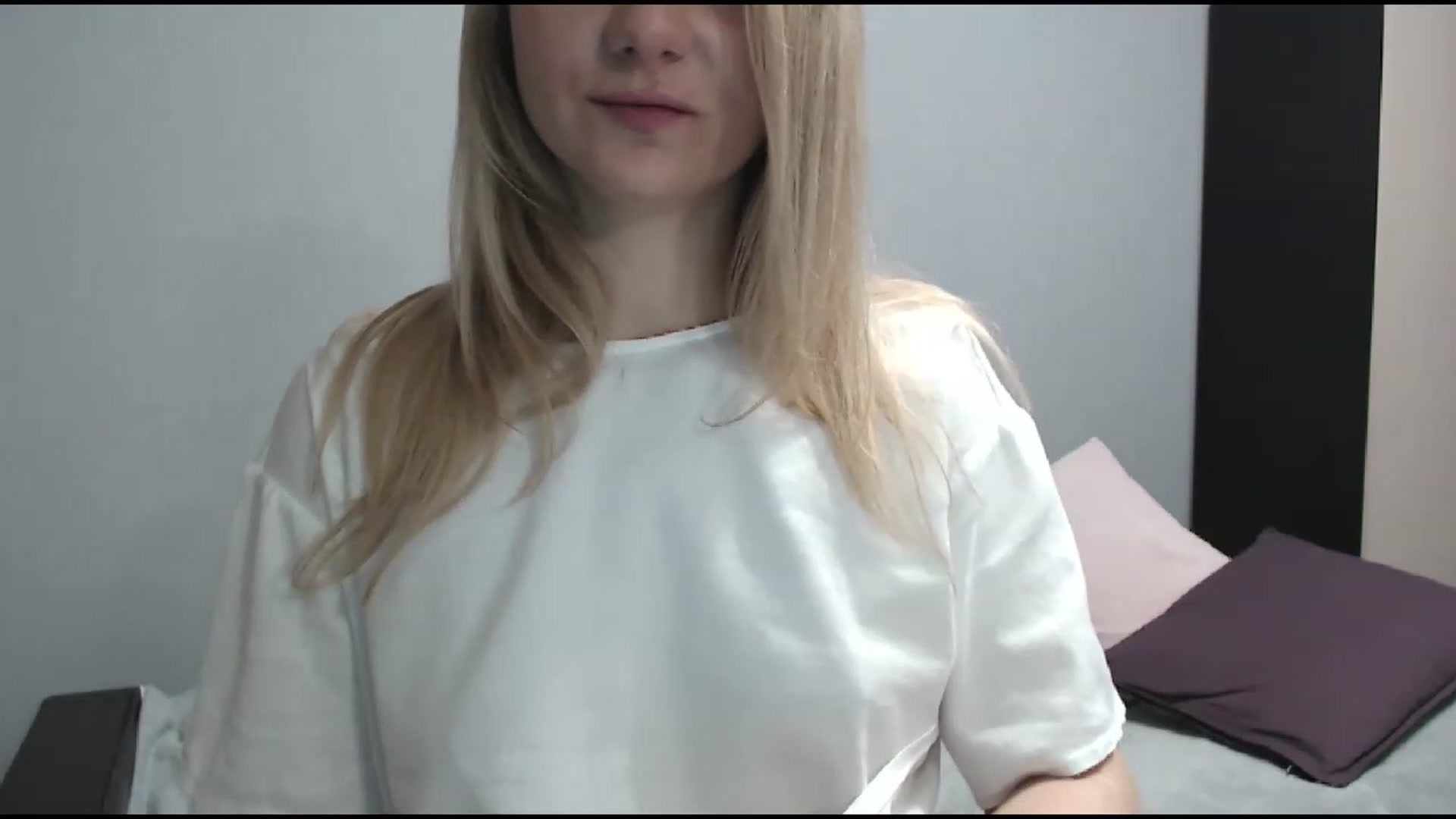 Gallery image thumbnail from BabyyNesquik's myfreecams stream on, 12/19/2022, 23:26 image 17 of 20