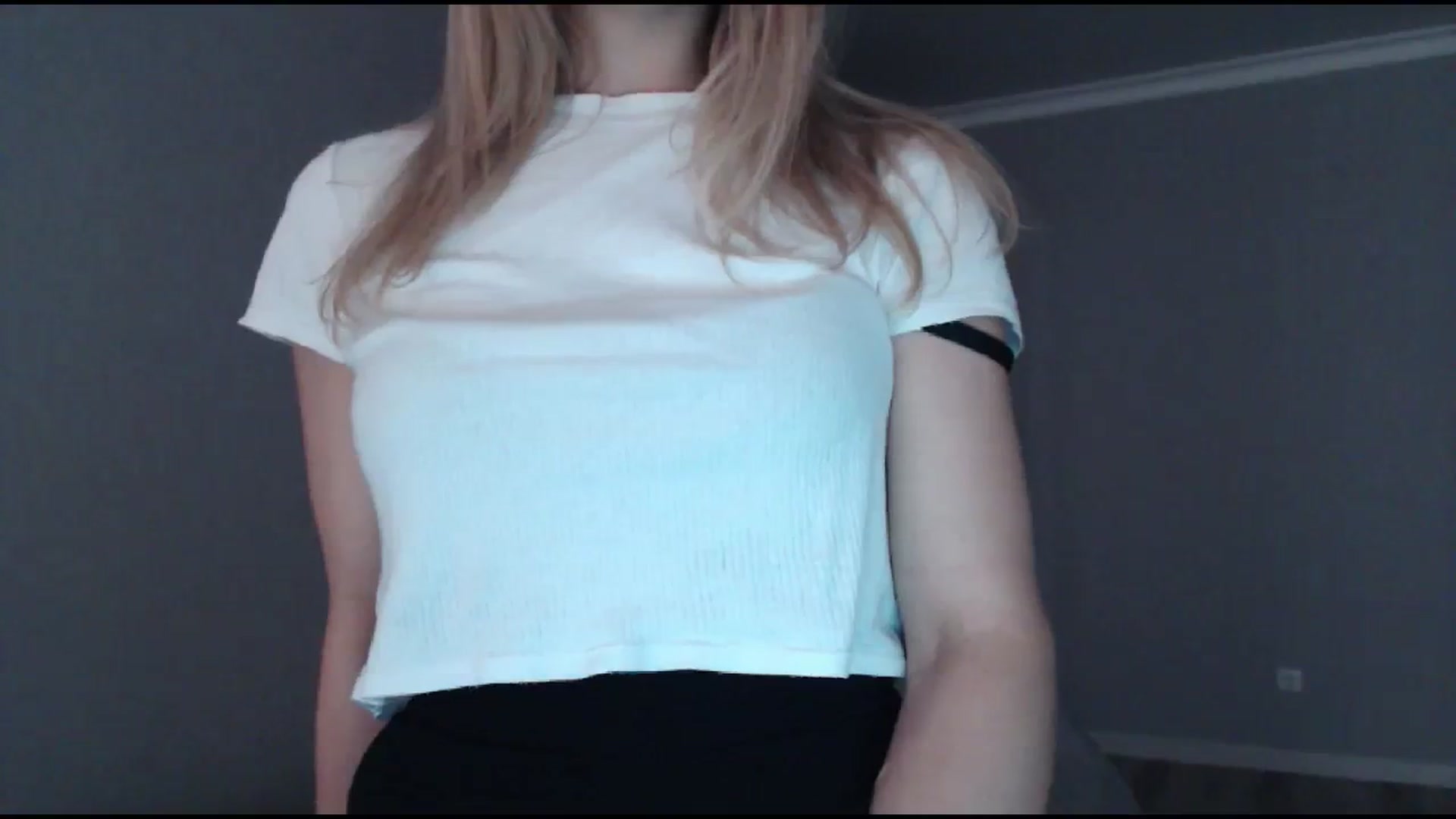Gallery image thumbnail from BabyyNesquik's myfreecams stream on, 09/30/2023, 11:51 image 18 of 20