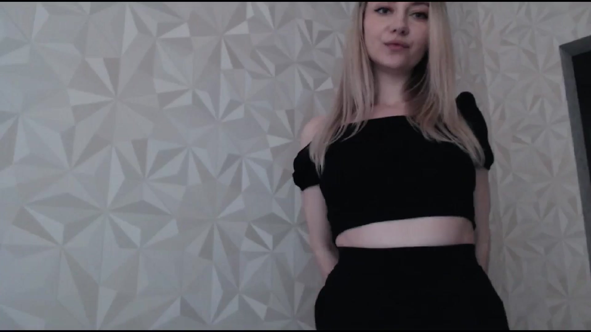 Gallery image thumbnail from BabyyNesquik's myfreecams stream on, 04/27/2025, 12:26 image 14 of 20