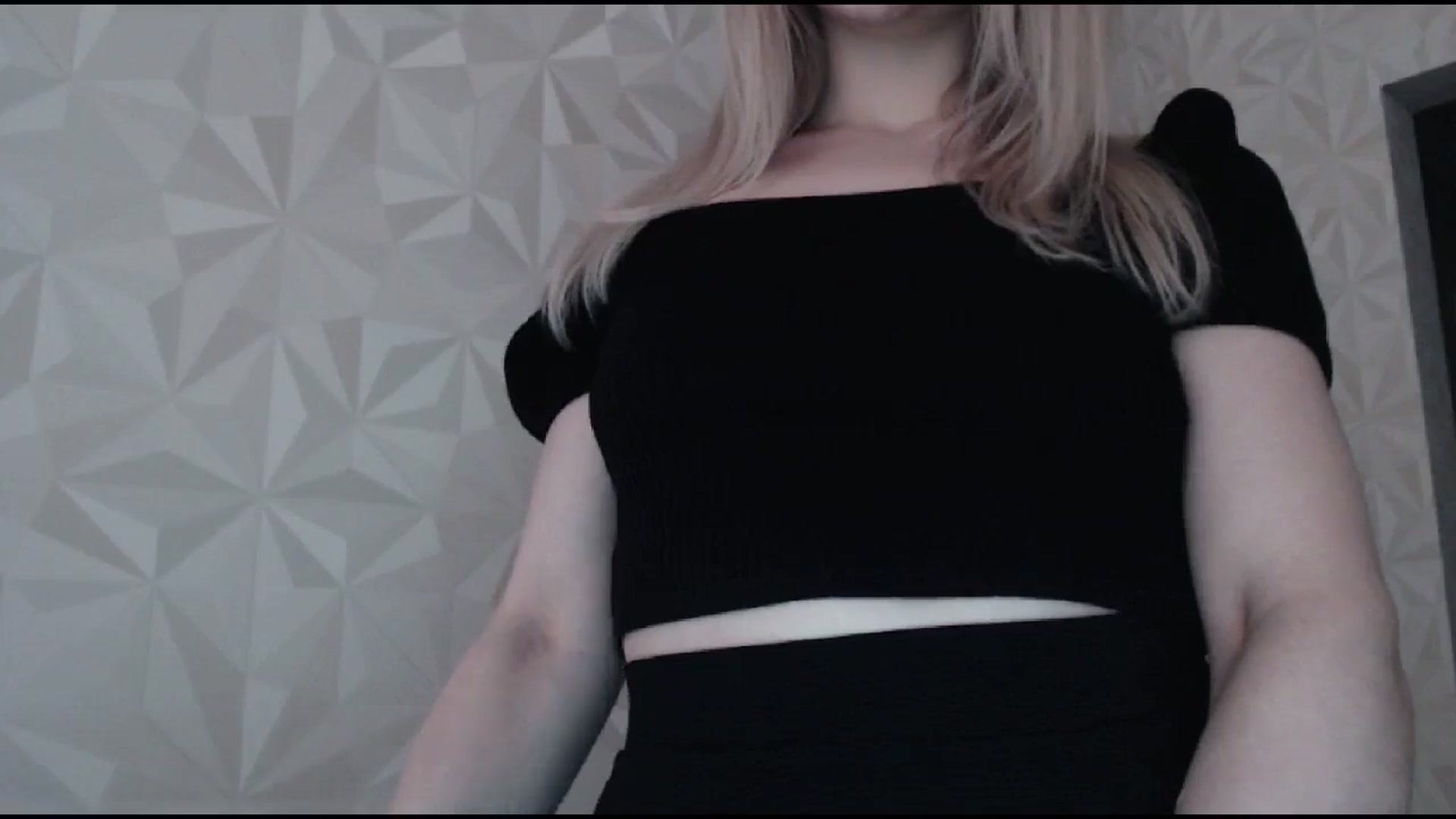 Gallery image thumbnail from BabyyNesquik's myfreecams stream on, 04/27/2025, 12:26 image 12 of 20