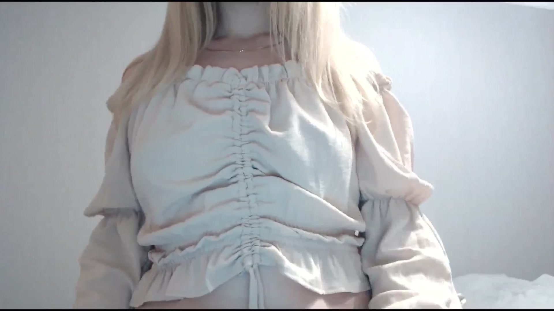 Gallery image thumbnail from BabyyNesquik's myfreecams stream on, 05/18/2025, 14:51 image 15 of 20
