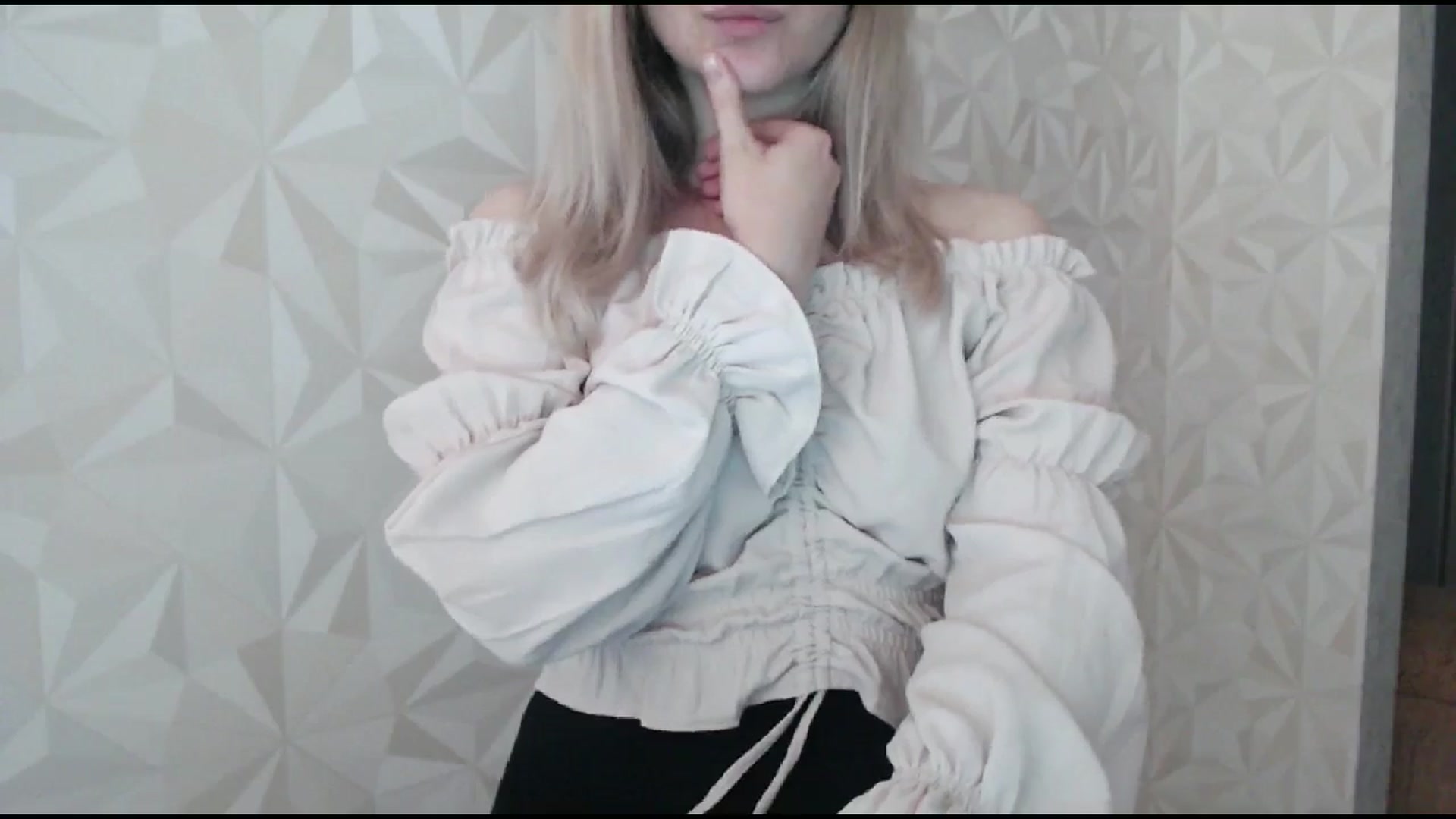 Gallery image thumbnail from BabyyNesquik's myfreecams stream on, 06/08/2025, 14:56 image 5 of 20