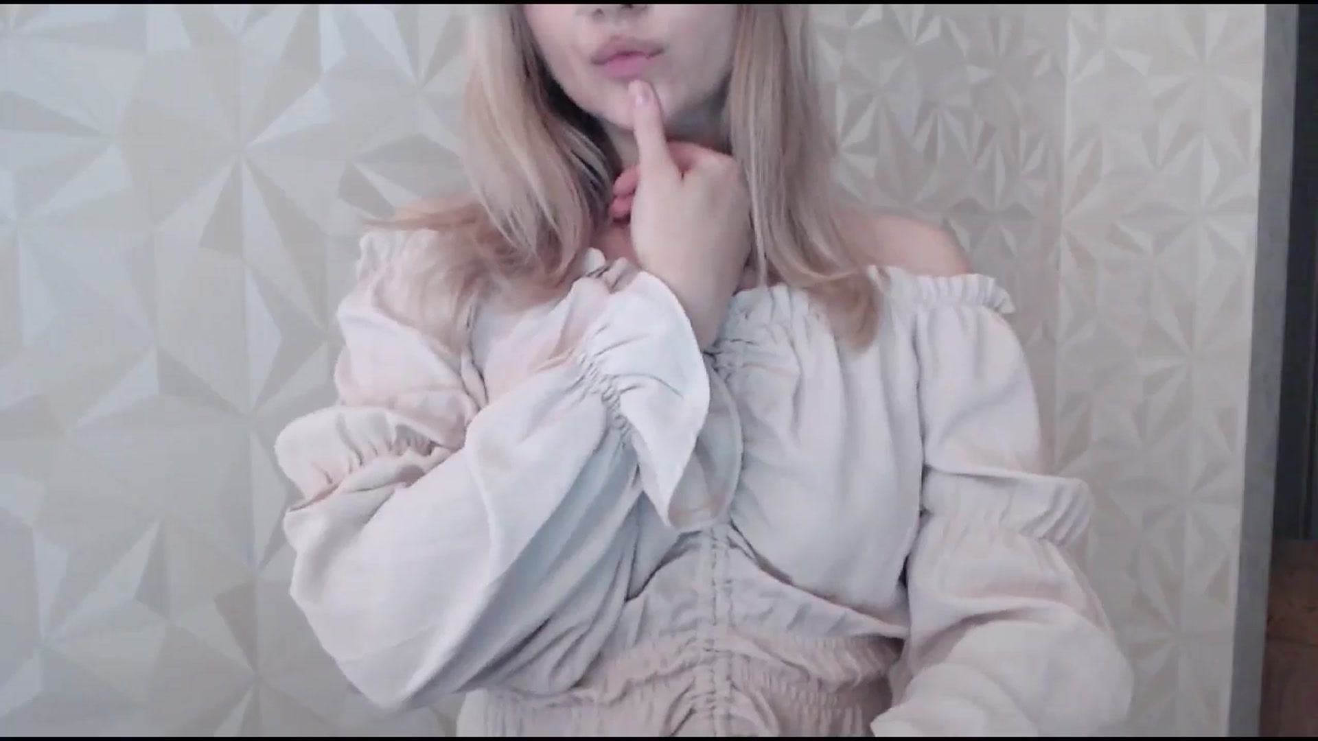 Gallery image thumbnail from BabyyNesquik's myfreecams stream on, 06/08/2025, 14:56 image 7 of 20