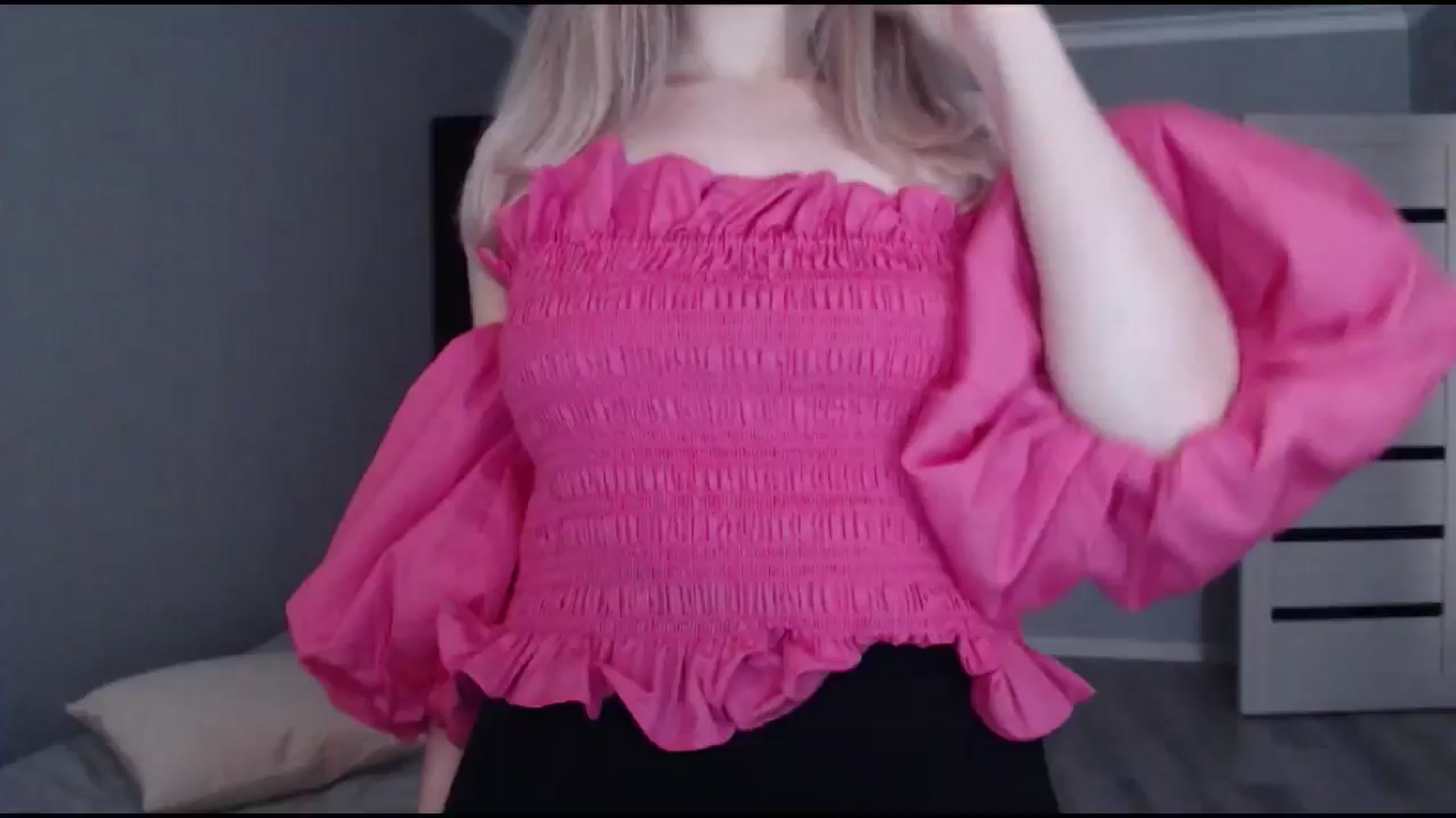 Gallery image thumbnail from BabyyNesquik's myfreecams stream on, 07/19/2025, 13:07 image 1 of 20