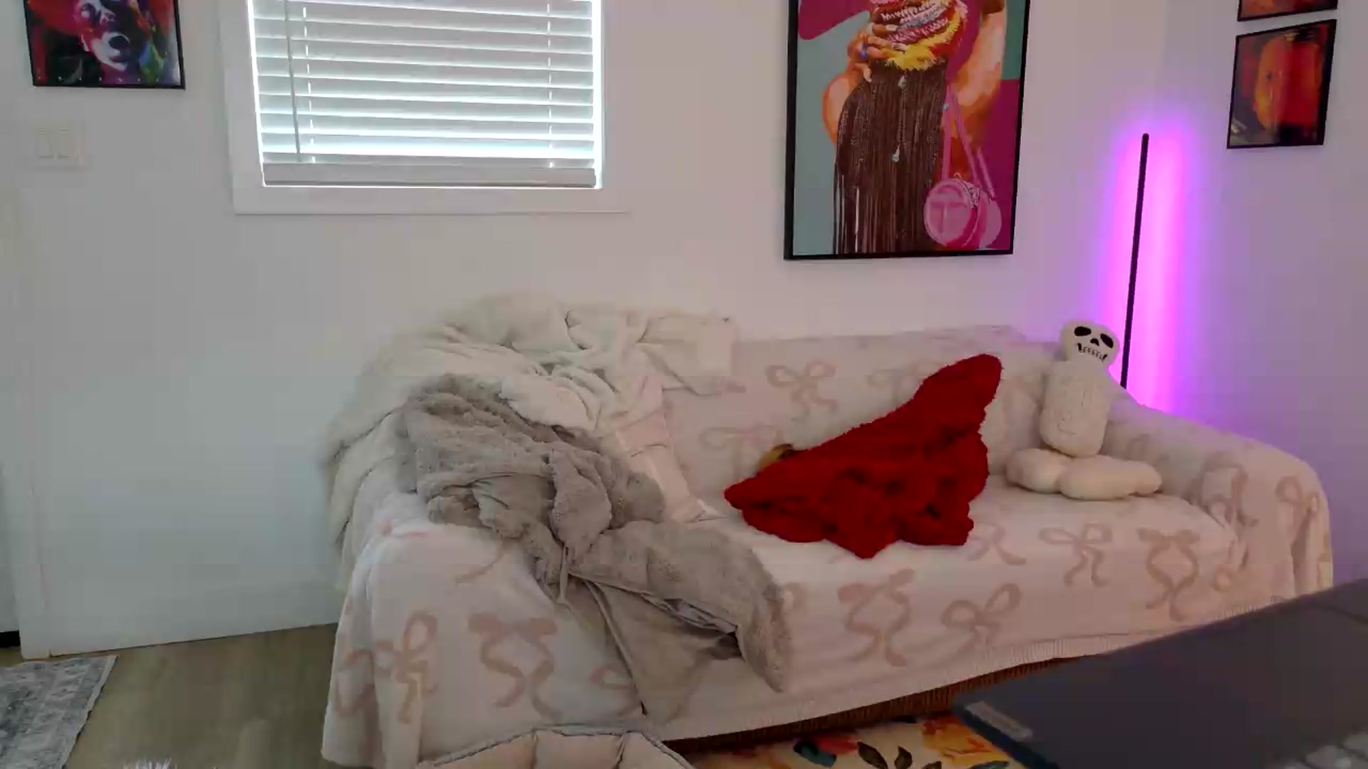 Gallery image thumbnail from BadAriel's myfreecams stream on, 08/30/2026, 15:37 image 15 of 20