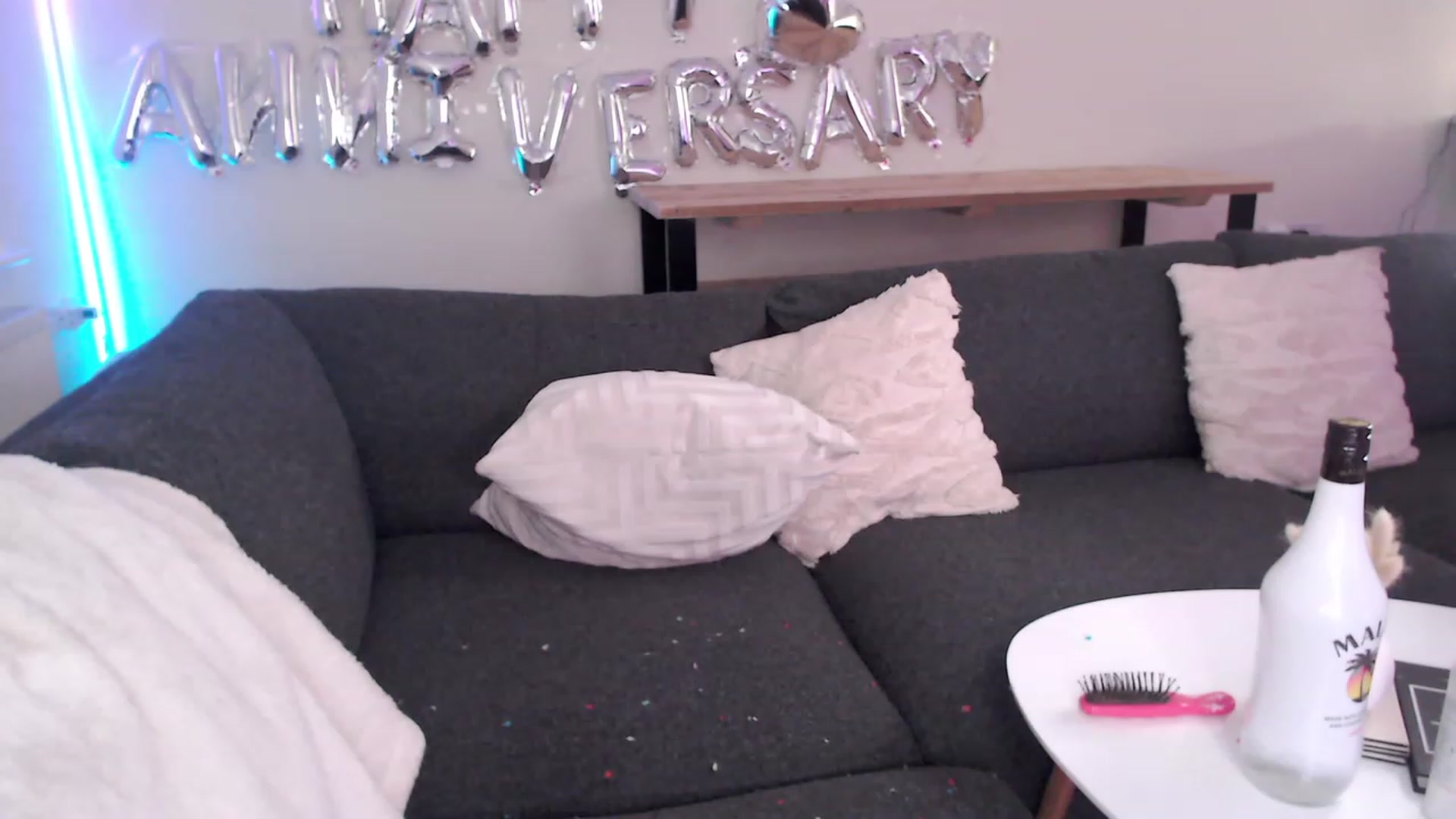 Gallery image thumbnail from BadGalAri's myfreecams stream on, 01/15/2023, 07:07 image 18 of 20