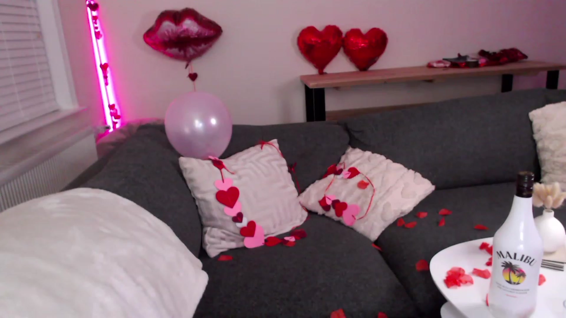 Gallery image thumbnail from BadGalAri's myfreecams stream on, 02/19/2023, 04:10 image 7 of 20