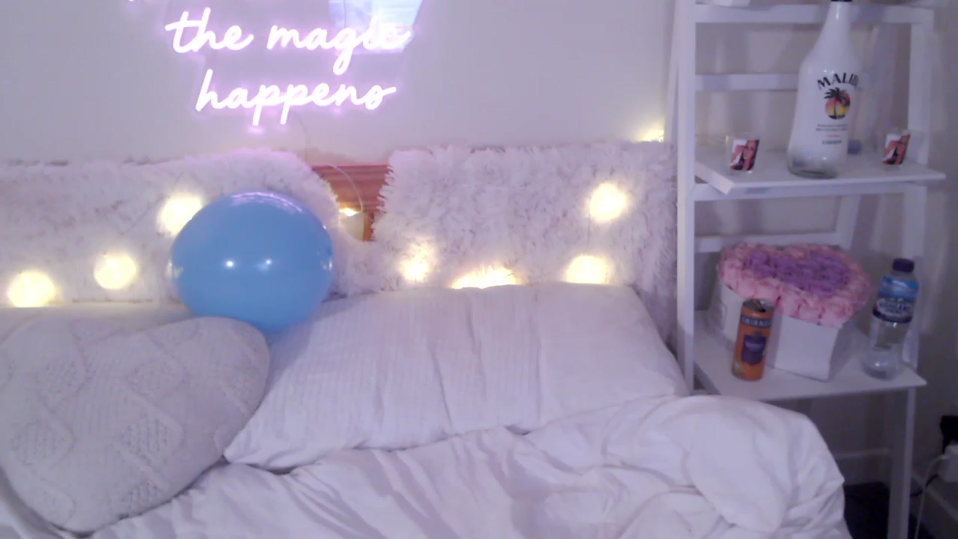 Gallery image thumbnail from BadGalAri's myfreecams stream on, 06/04/2023, 02:29 image 6 of 20
