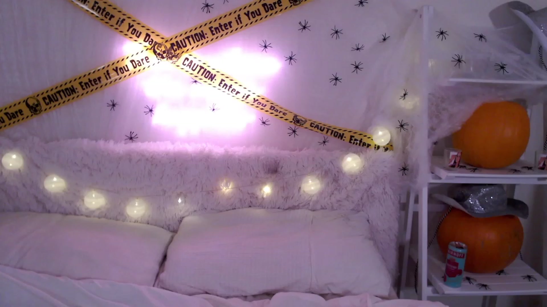 Gallery image thumbnail from BadGalAri's myfreecams stream on, 10/29/2023, 01:45 image 1 of 20