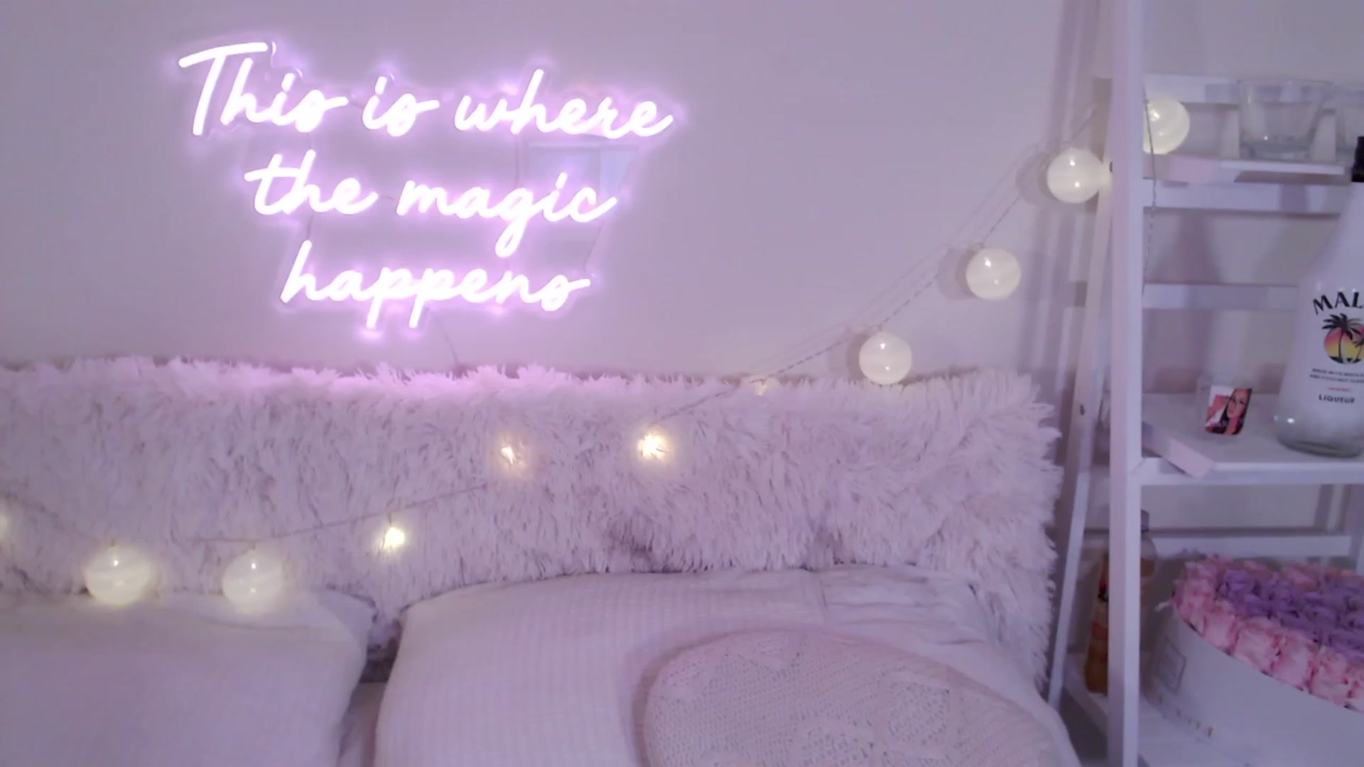 Gallery image thumbnail from BadGalAri's myfreecams stream on, 11/12/2023, 02:04 image 10 of 20