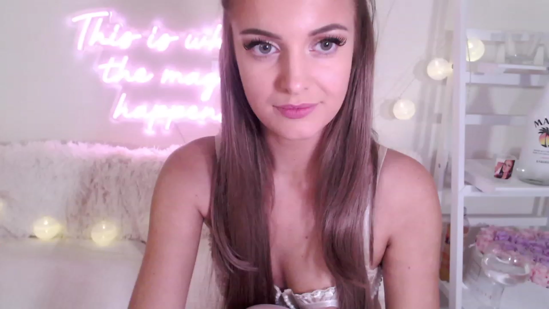 Gallery image thumbnail from BadGalAri's myfreecams stream on, 11/12/2023, 03:56 image 5 of 20