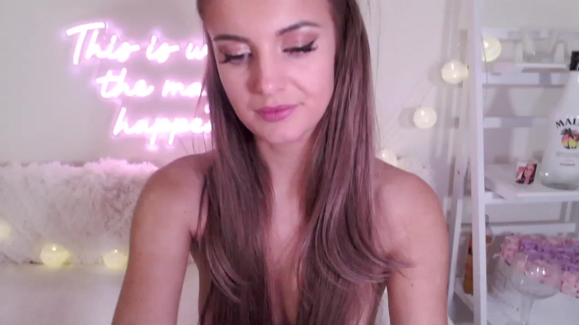 Gallery image thumbnail from BadGalAri's myfreecams stream on, 11/12/2023, 05:09 image 18 of 20