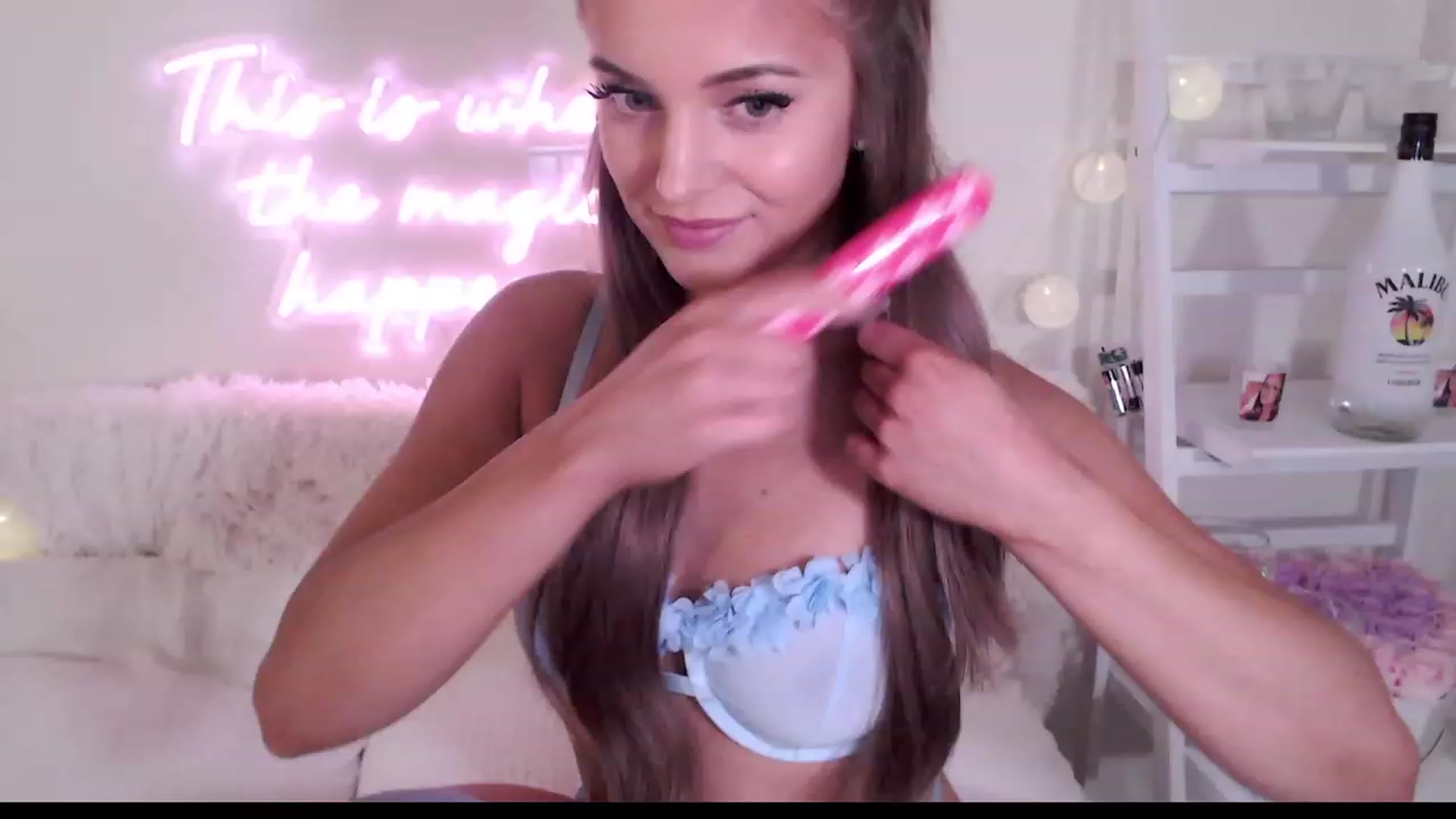 Gallery image thumbnail from BadGalAri's myfreecams stream on, 12/03/2023, 01:38 image 8 of 20