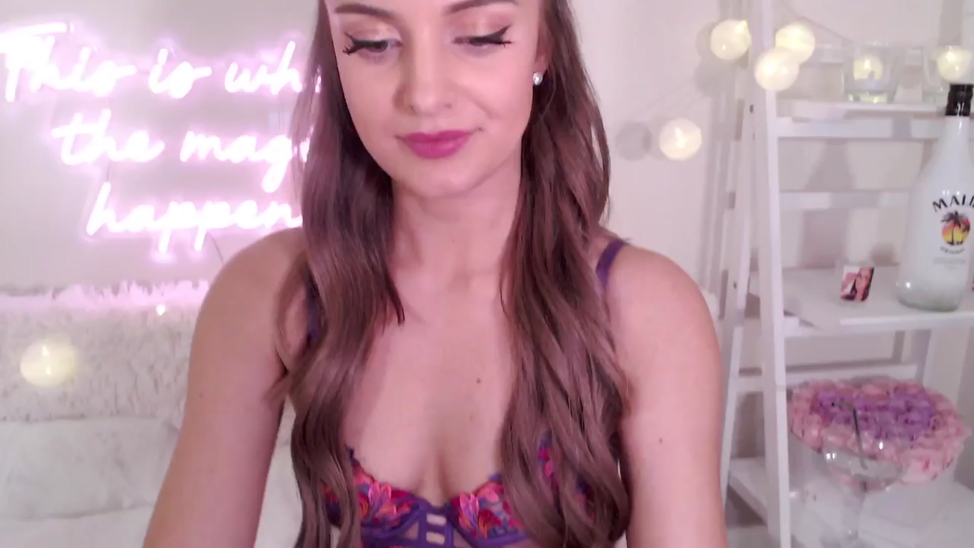 Gallery image thumbnail from BadGalAri's myfreecams stream on, 04/13/2024, 23:55 image 15 of 20