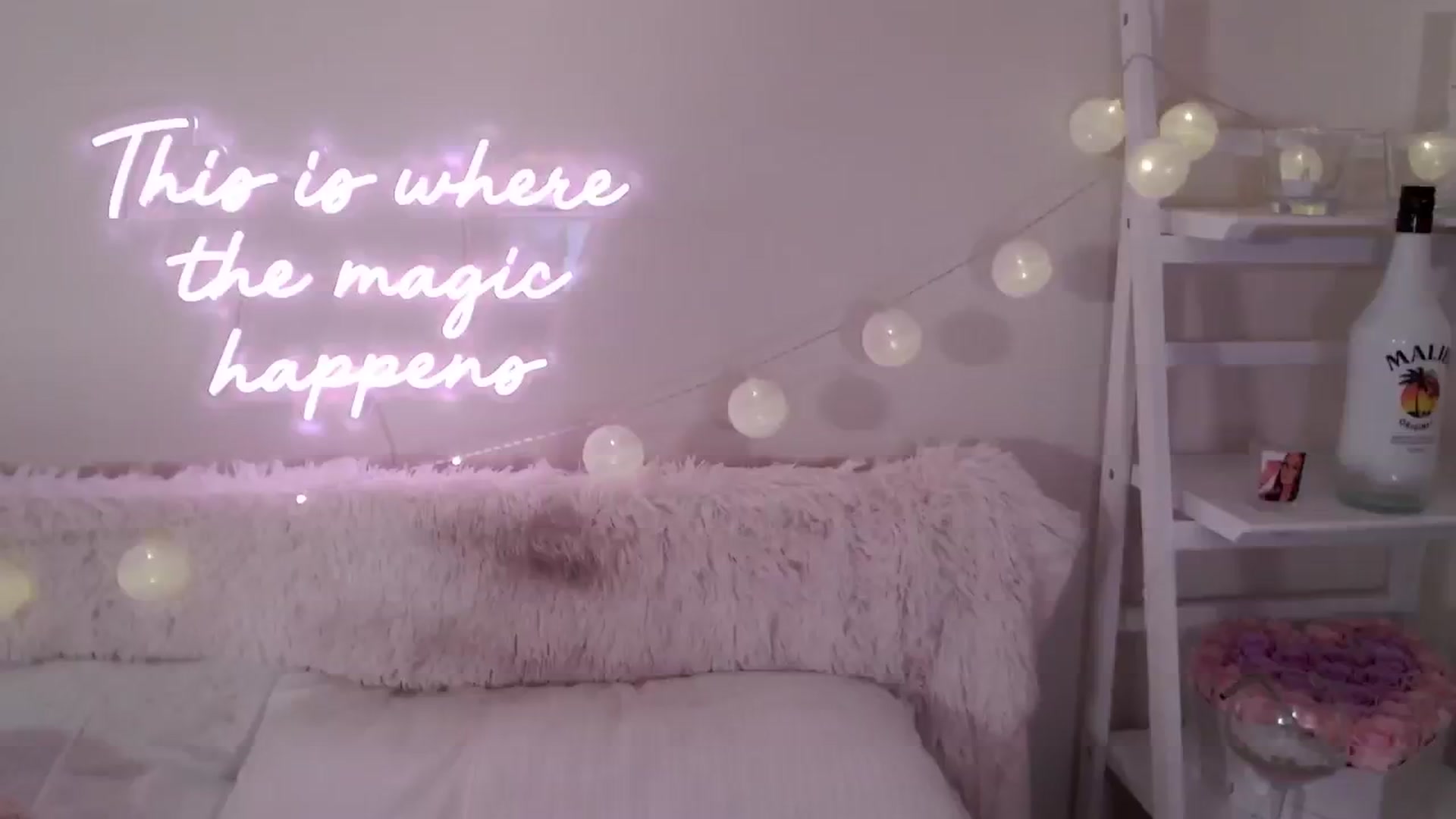 Gallery image thumbnail from BadGalAri's myfreecams stream on, 04/27/2024, 21:48 image 7 of 20