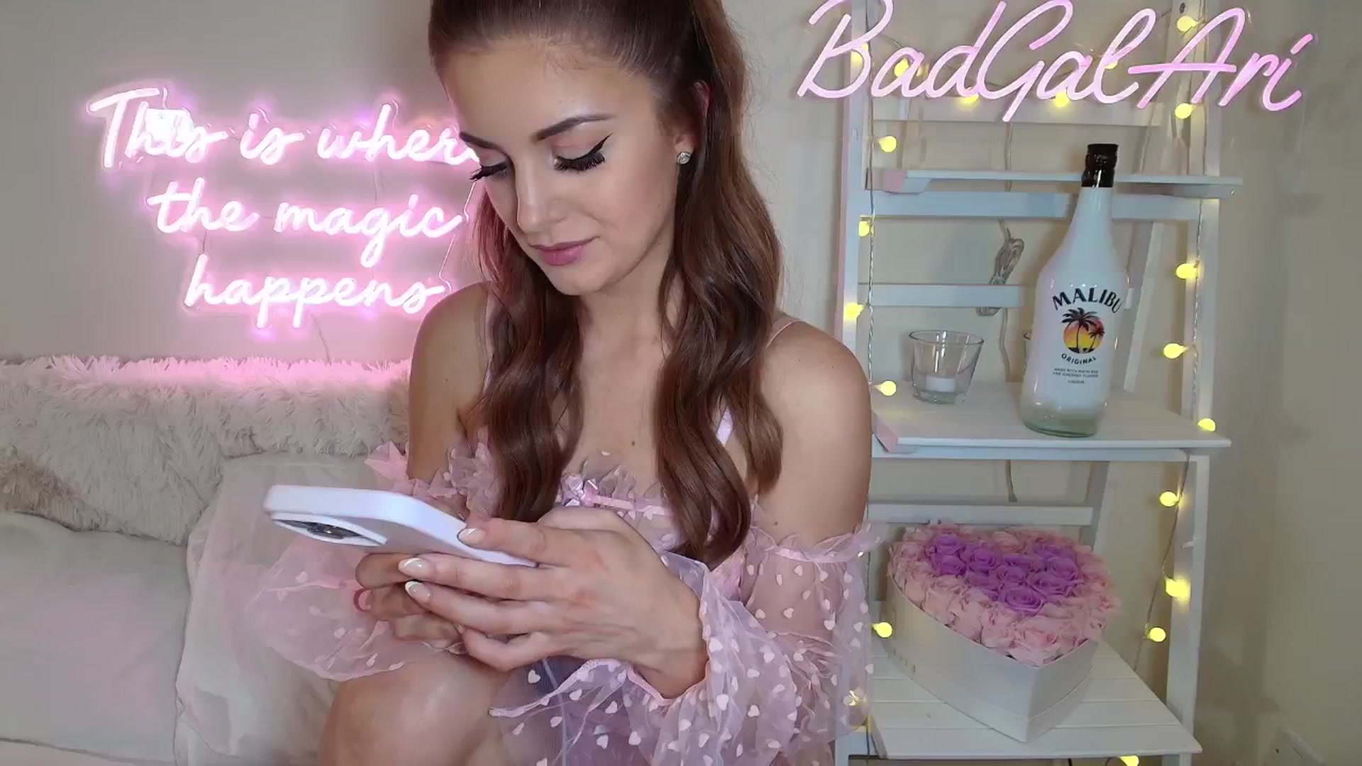 Gallery image thumbnail from BadGalAri's myfreecams stream on, 06/29/2024, 23:39 image 6 of 20