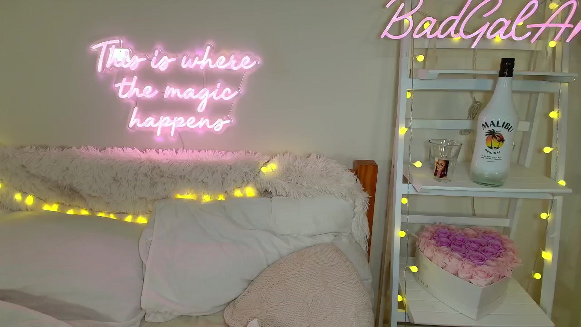 Gallery image thumbnail from BadGalAri's myfreecams stream on, 06/30/2024, 04:08 image 16 of 20