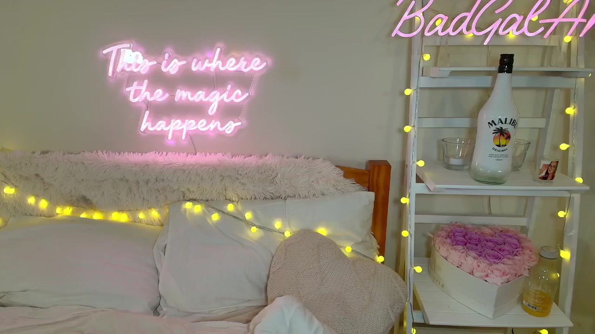 Gallery image thumbnail from BadGalAri's myfreecams stream on, 07/07/2024, 02:36 image 13 of 20
