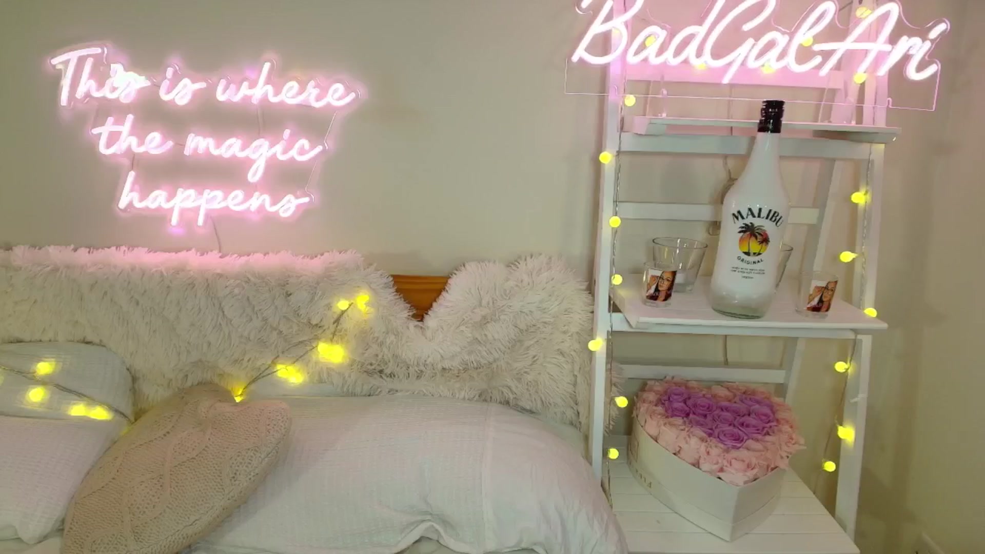Gallery image thumbnail from BadGalAri's myfreecams stream on, 07/21/2024, 24:05 image 16 of 20