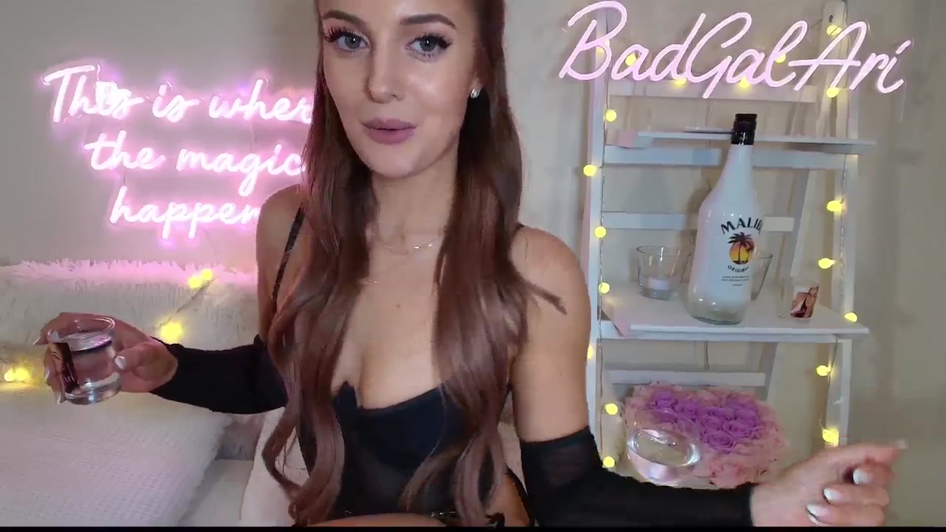 Gallery image thumbnail from BadGalAri's myfreecams stream on, 08/04/2024, 02:05 image 18 of 20