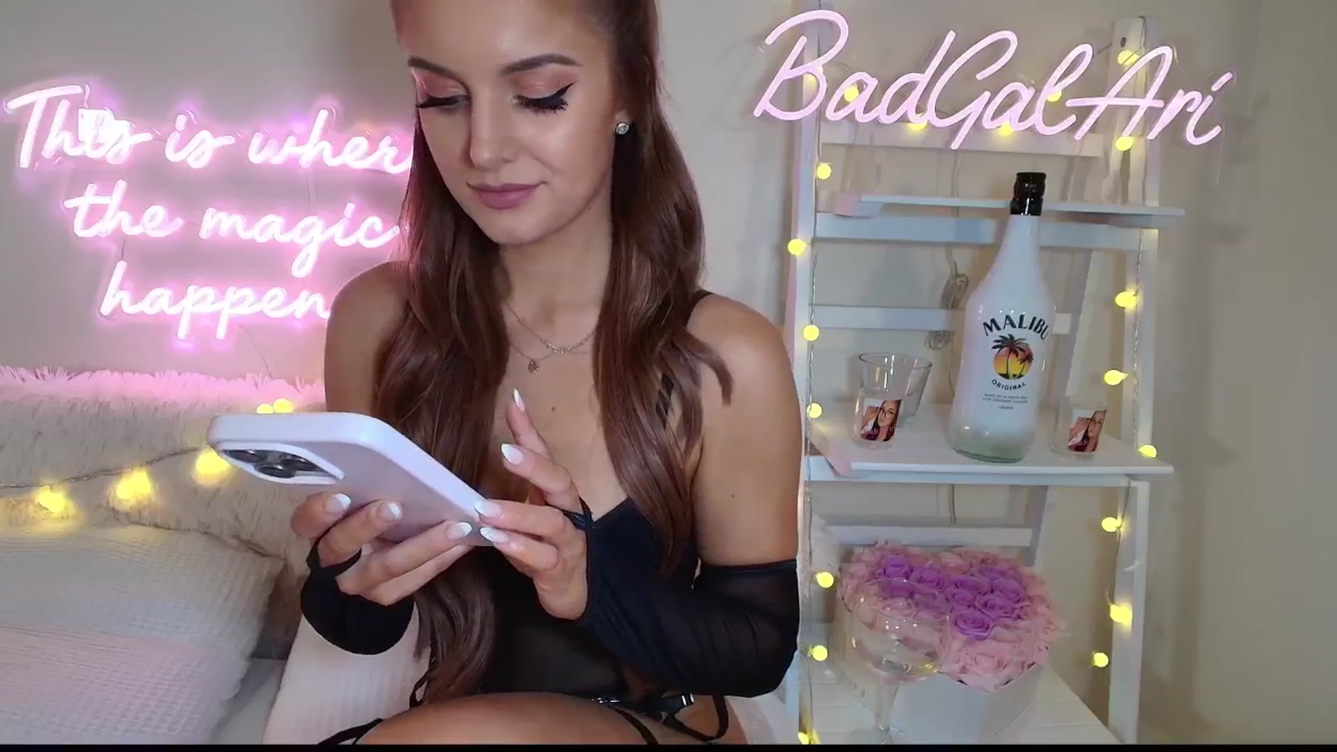 Gallery image thumbnail from BadGalAri's myfreecams stream on, 08/04/2024, 02:05 image 11 of 20