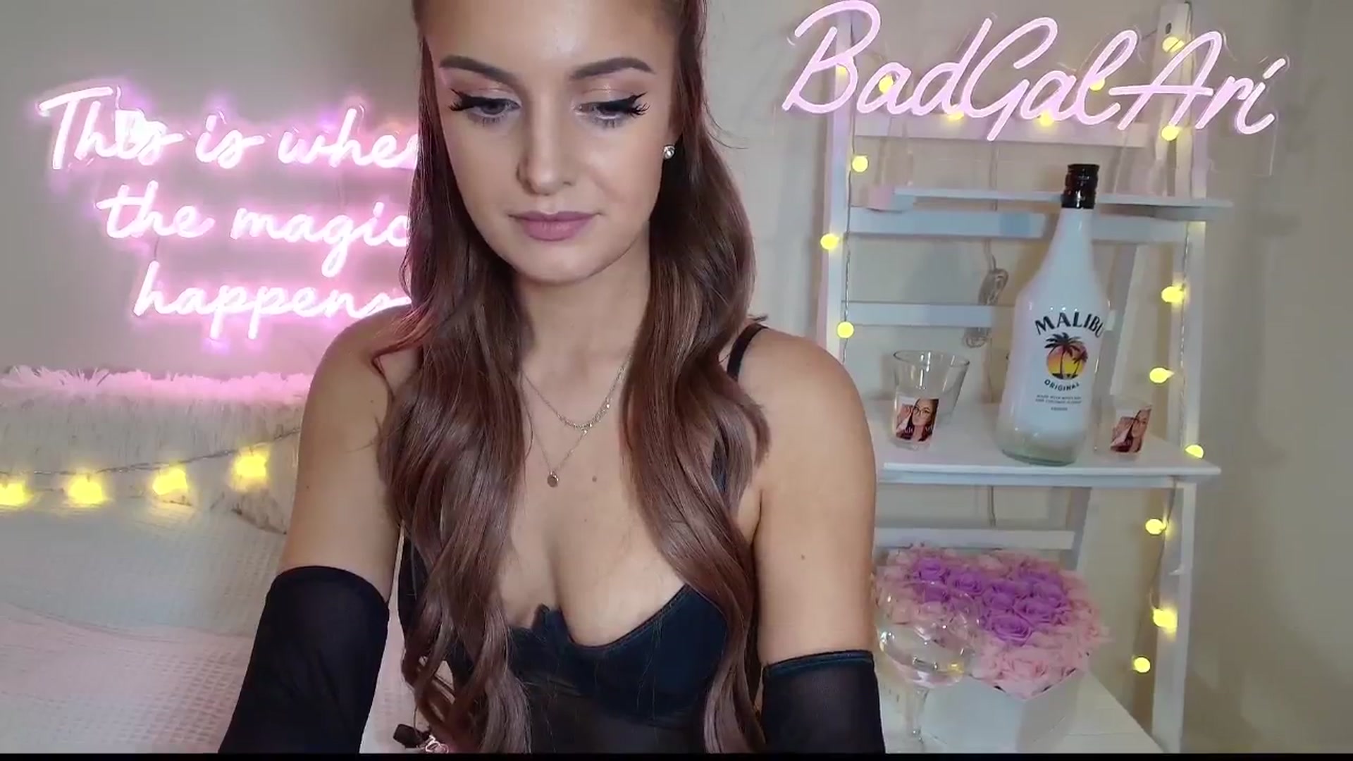 Gallery image thumbnail from BadGalAri's myfreecams stream on, 08/04/2024, 02:05 image 3 of 20