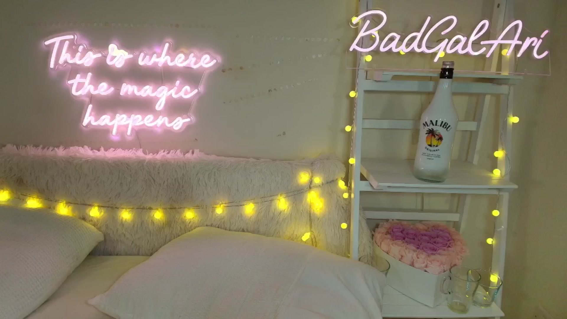 Gallery image thumbnail from BadGalAri's myfreecams stream on, 11/10/2024, 05:03 image 17 of 20