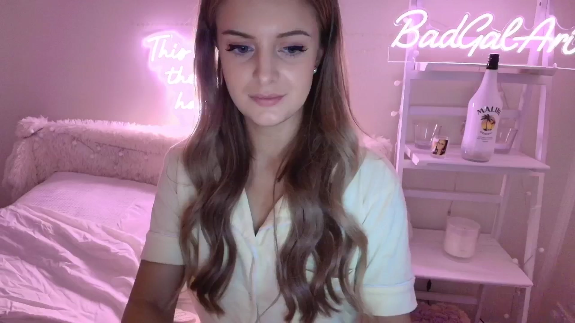 Gallery image thumbnail from BadGalAri's myfreecams stream on, 08/23/2025, 20:30 image 7 of 20