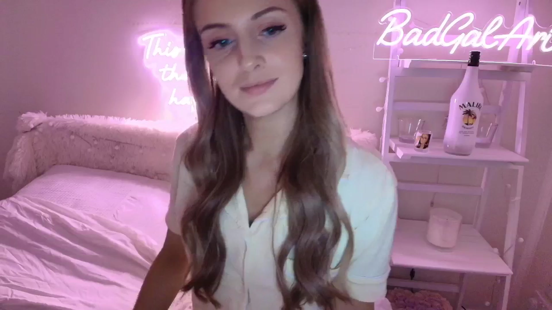 Gallery image thumbnail from BadGalAri's myfreecams stream on, 08/23/2025, 20:30 image 9 of 20