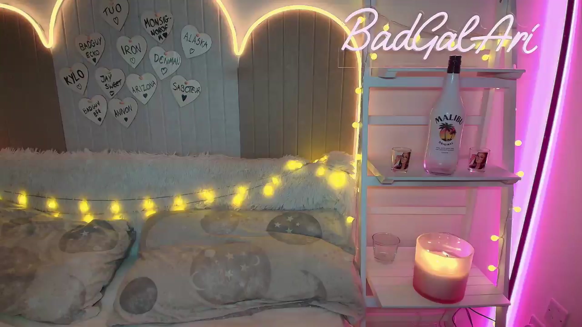 Gallery image thumbnail from BadGalAri's myfreecams stream on, 06/21/2026, 03:34 image 6 of 20