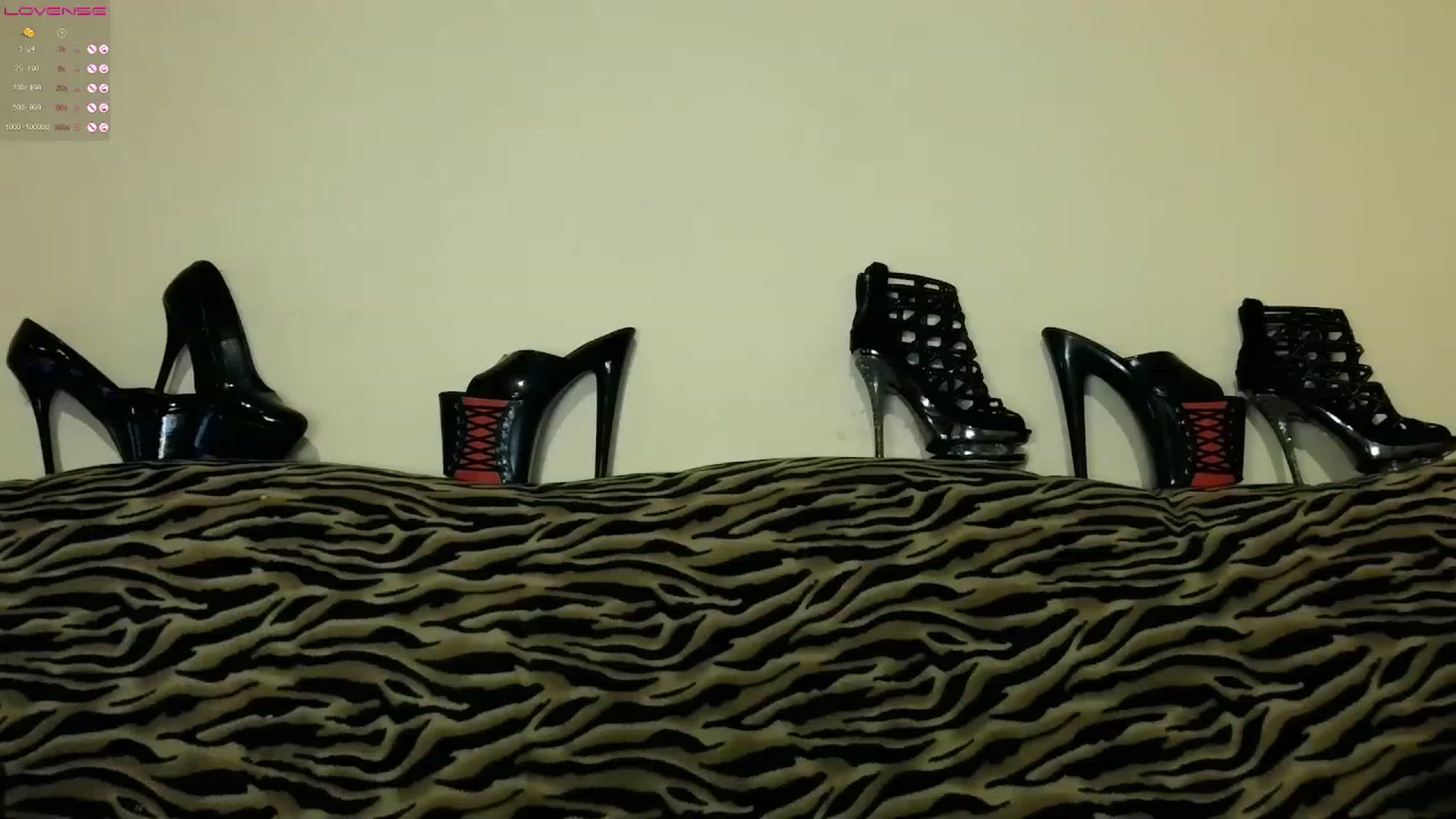 Gallery image thumbnail from BadGirl_E's myfreecams stream on, 05/31/2023, 01:24 image 9 of 20