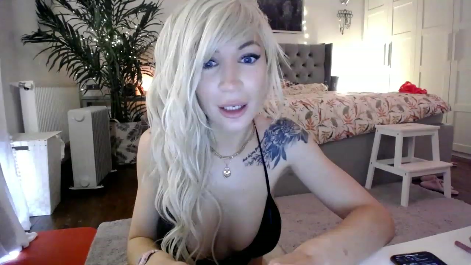 Gallery image thumbnail from BadKaylee_'s myfreecams stream on, 11/25/2022, 11:10 image 19 of 20