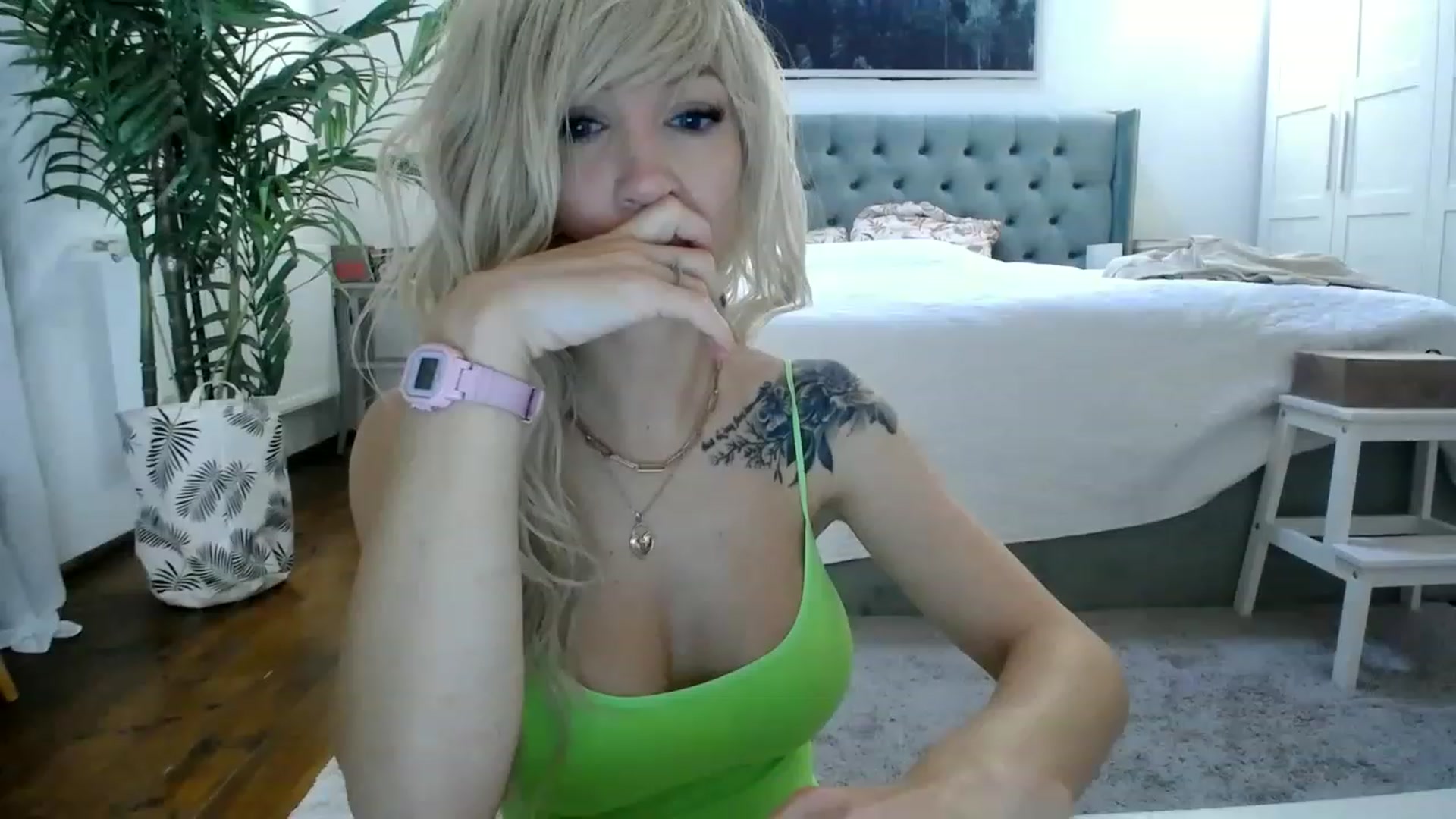 Gallery image thumbnail from BadKaylee_'s myfreecams stream on, 12/16/2022, 09:27 image 20 of 20