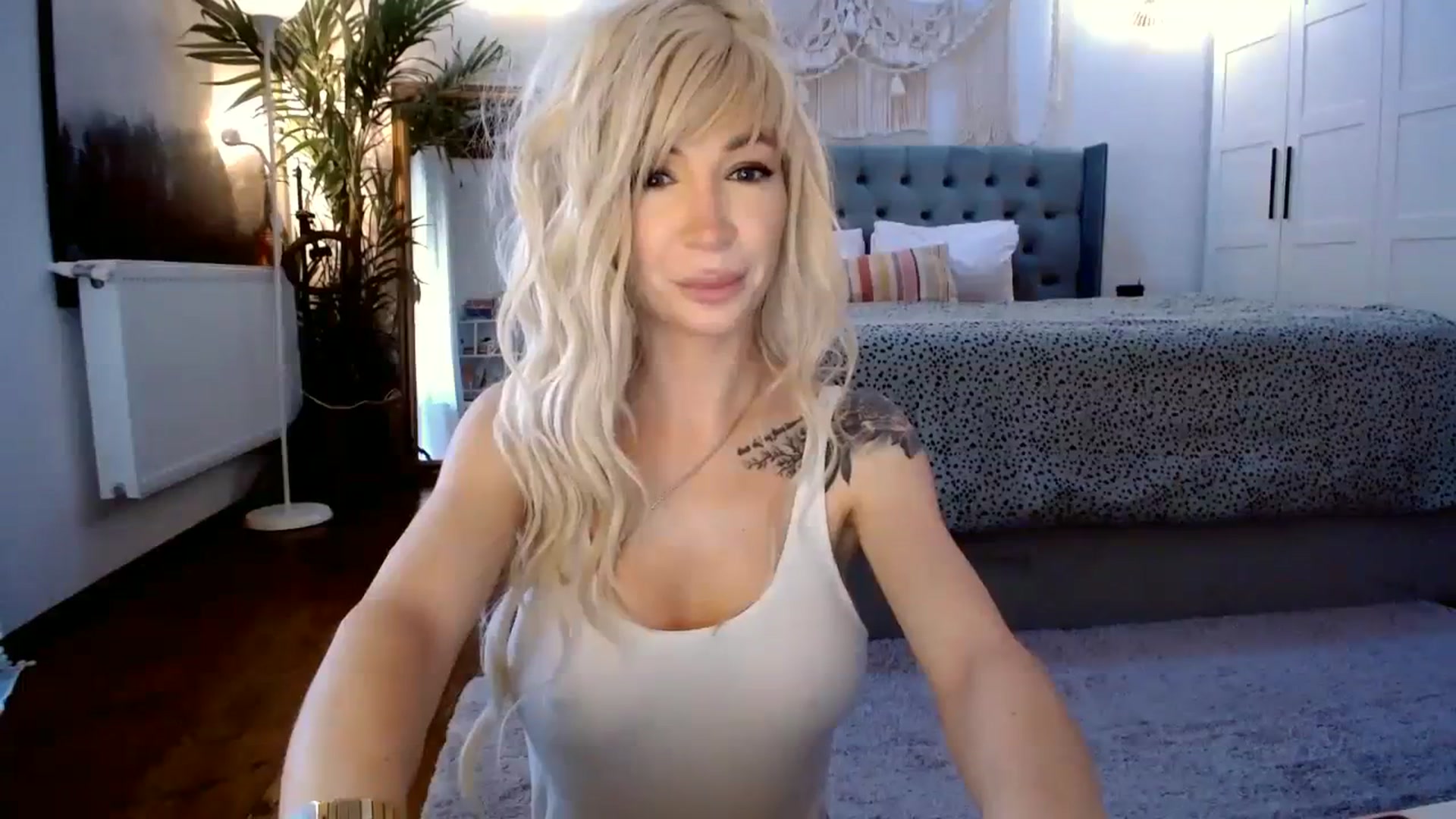 Gallery image thumbnail from BadKaylee_'s myfreecams stream on, 11/29/2023, 10:27 image 14 of 20