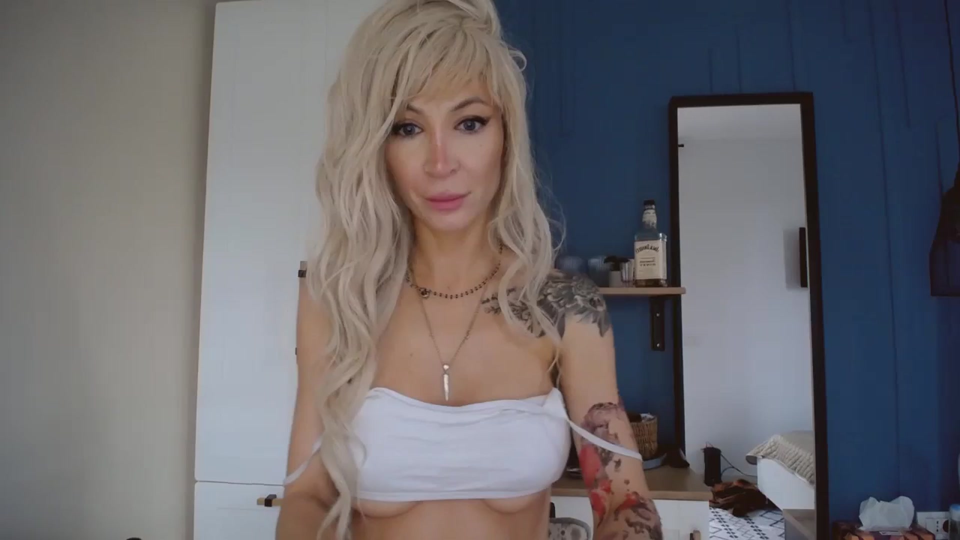 Gallery image thumbnail from BadKaylee_'s myfreecams stream on, 12/02/2023, 11:36 image 1 of 20