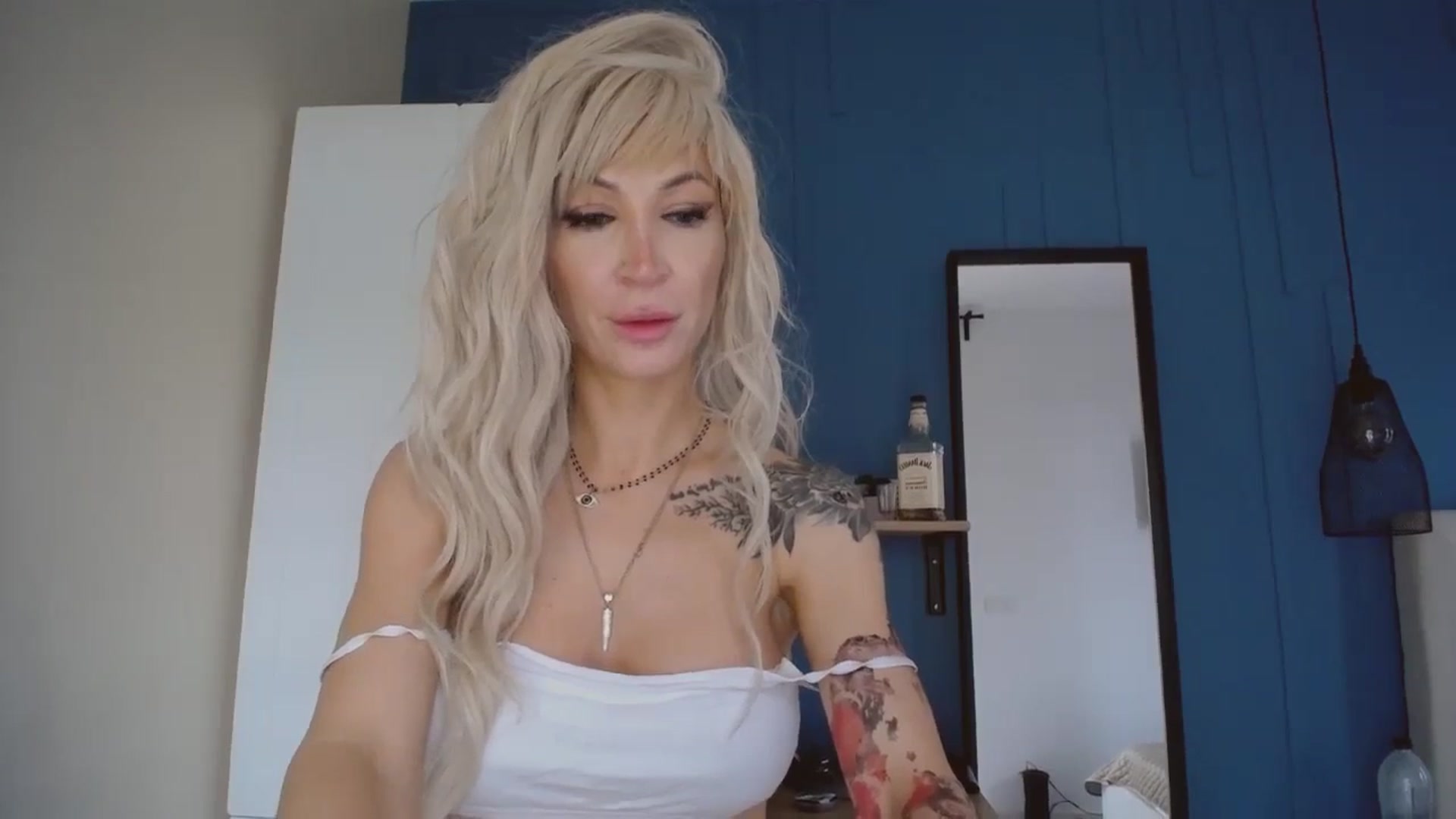 Gallery image thumbnail from BadKaylee_'s myfreecams stream on, 12/02/2023, 11:36 image 8 of 20