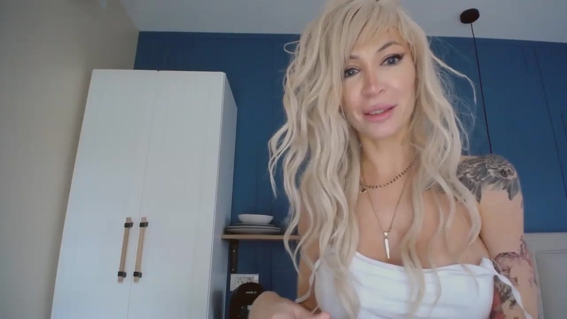 Gallery image thumbnail from BadKaylee_'s myfreecams stream on, 12/02/2023, 11:36 image 11 of 20