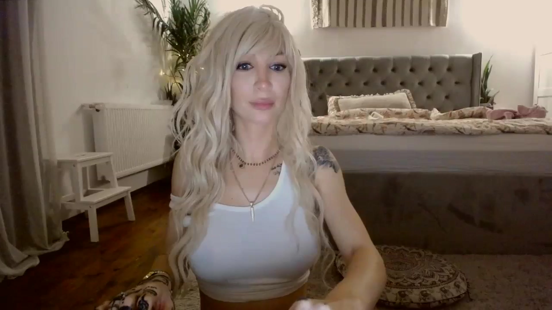 Gallery image thumbnail from BadKaylee_'s myfreecams stream on, 01/19/2024, 21:27 image 15 of 20