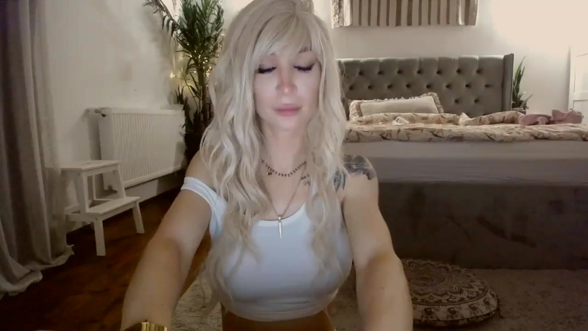 Gallery image thumbnail from BadKaylee_'s myfreecams stream on, 01/19/2024, 21:27 image 16 of 20