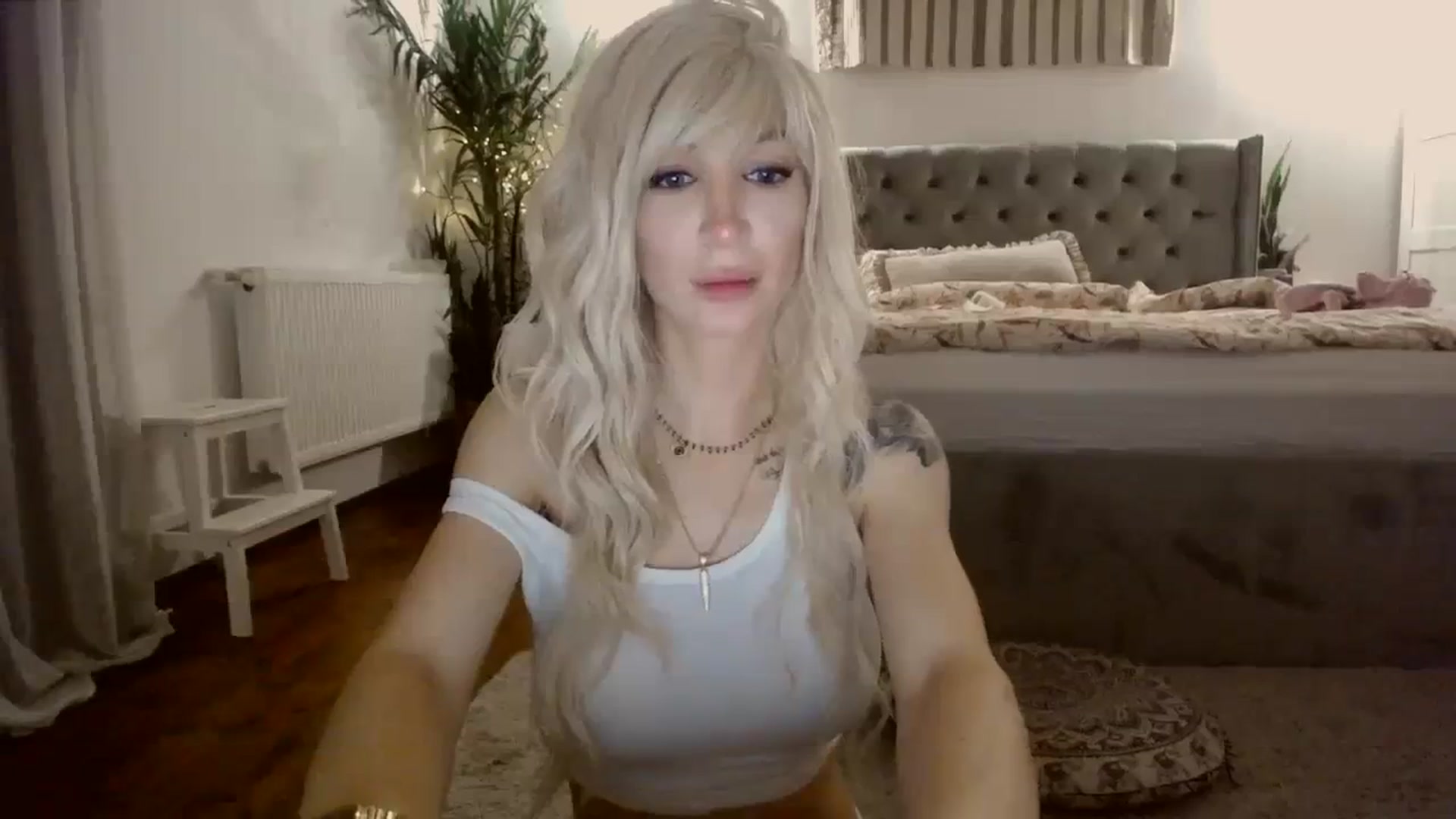 Gallery image thumbnail from BadKaylee_'s myfreecams stream on, 01/19/2024, 21:27 image 18 of 20