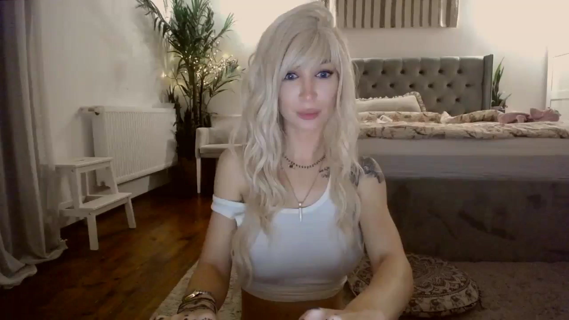 Gallery image thumbnail from BadKaylee_'s myfreecams stream on, 01/19/2024, 21:27 image 17 of 20